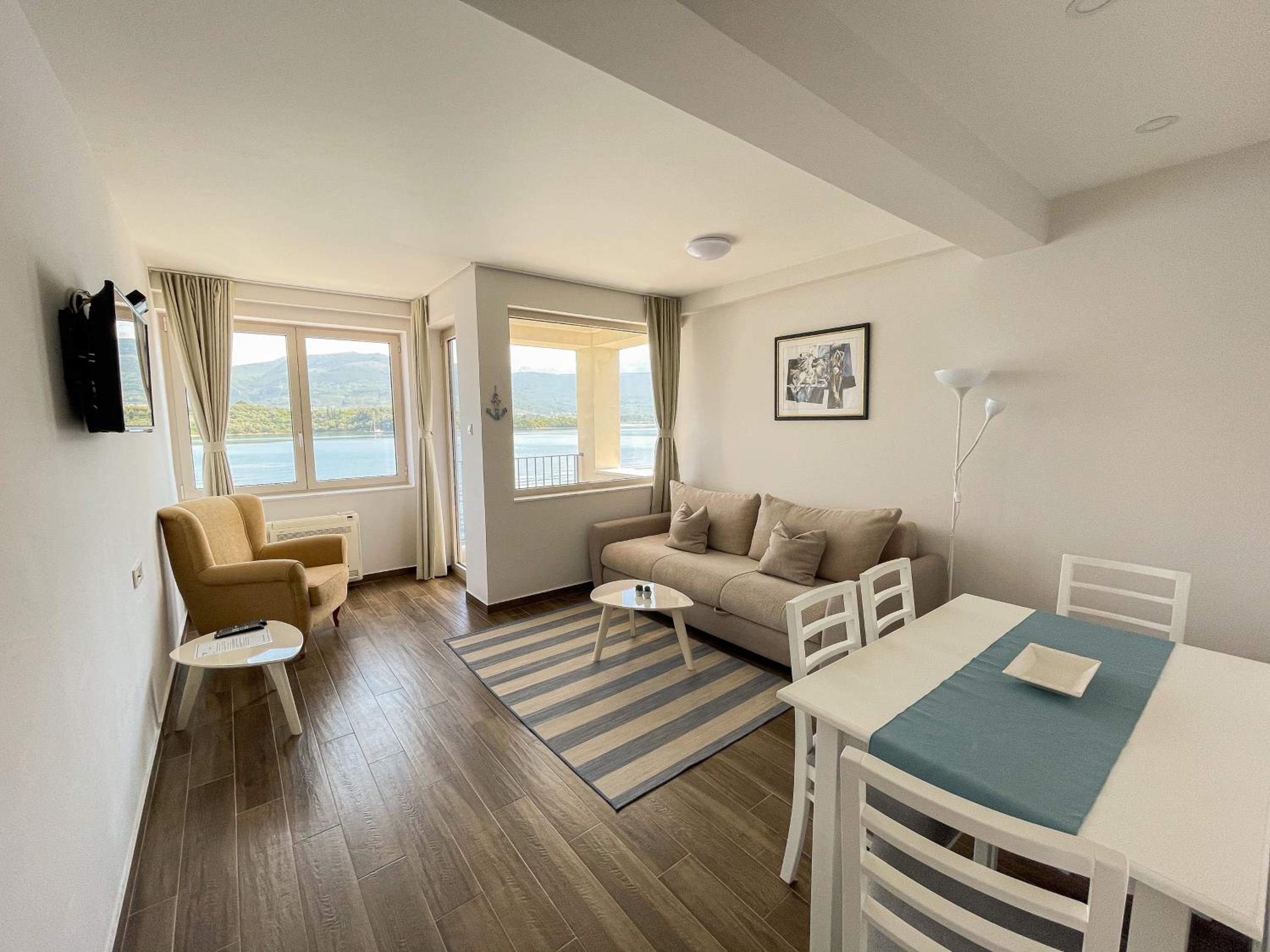 Apartment with Sea View