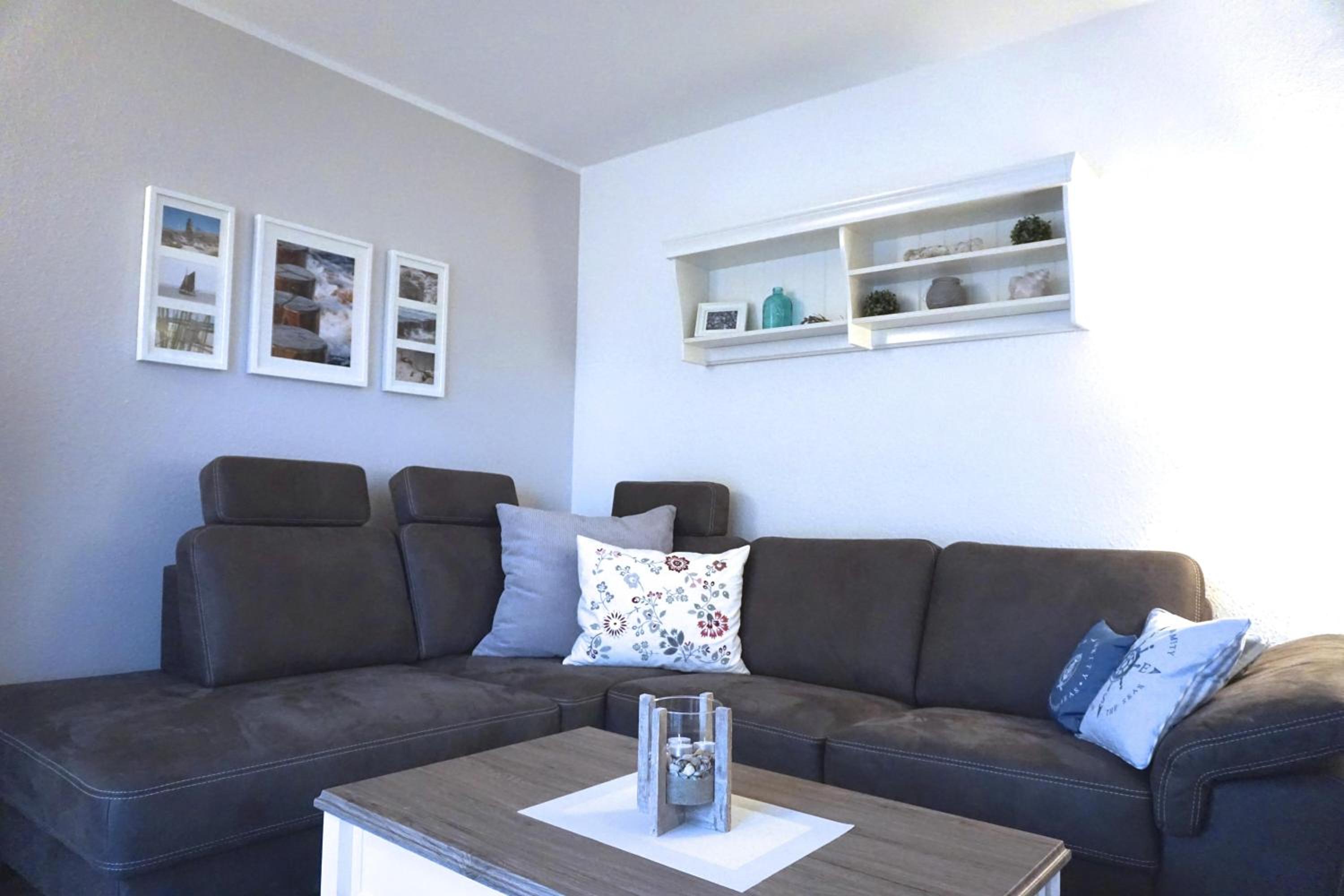 Apartment with Balcony photo 1