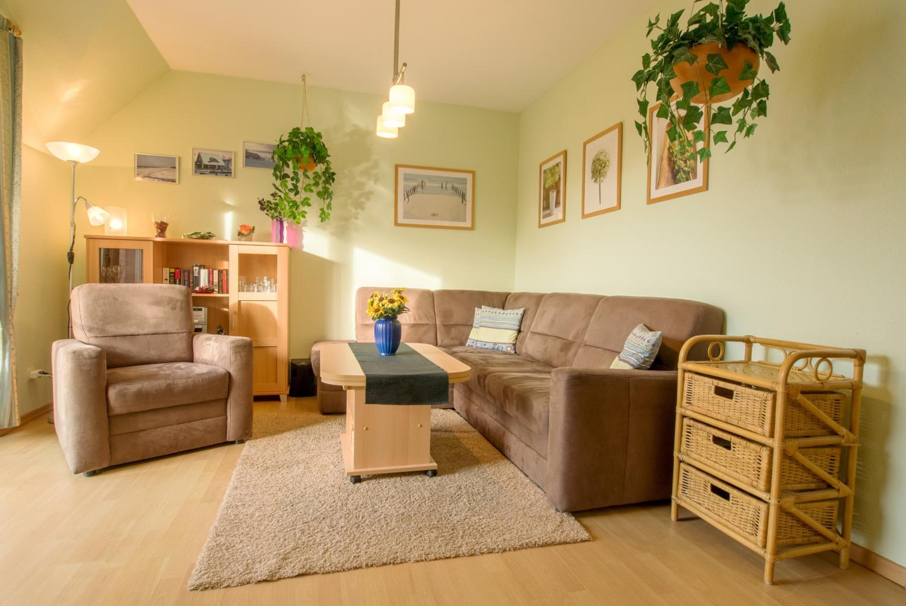 Apartment with Balcony photo 1
