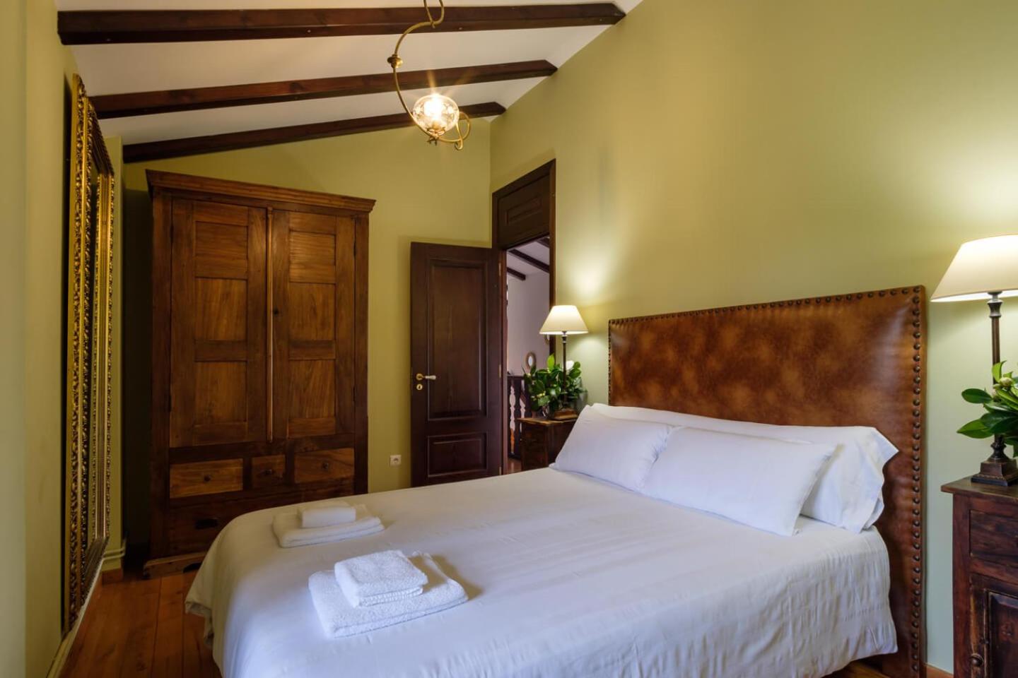 Casa de cuatro habitaciones
