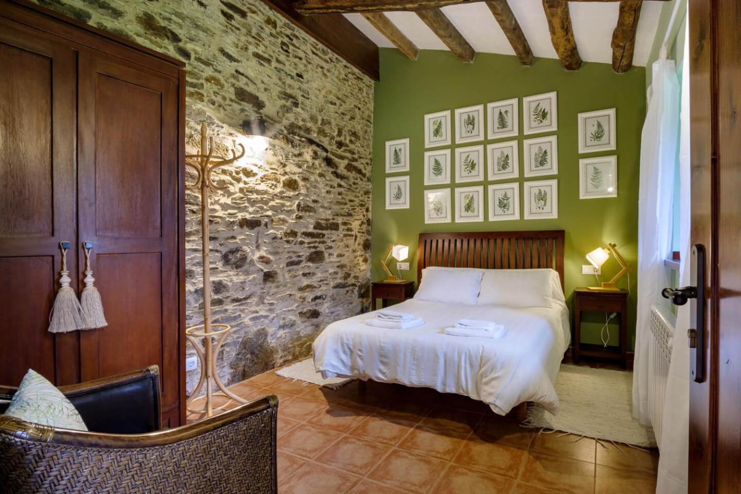 Casa de Seis Habitaciones