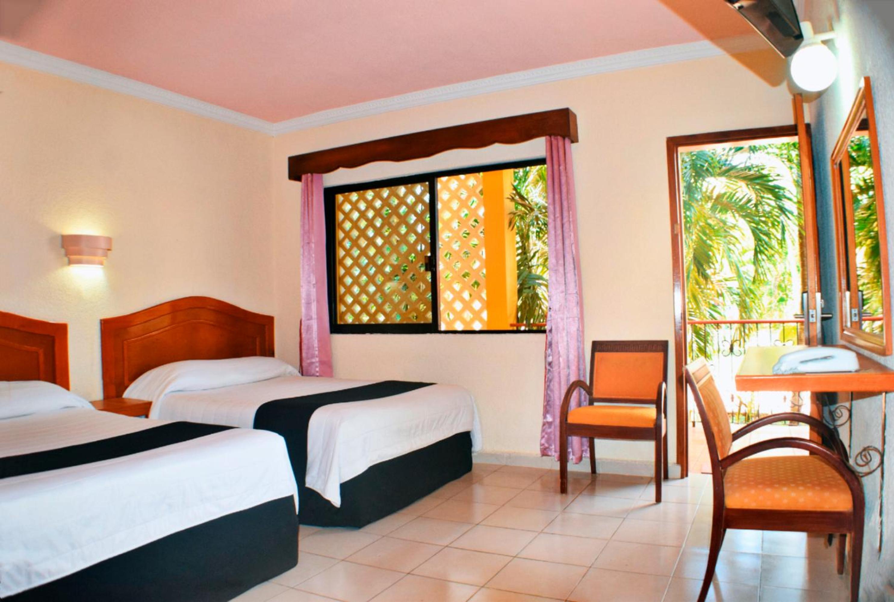 Standard Double or Twin Room with Garden View