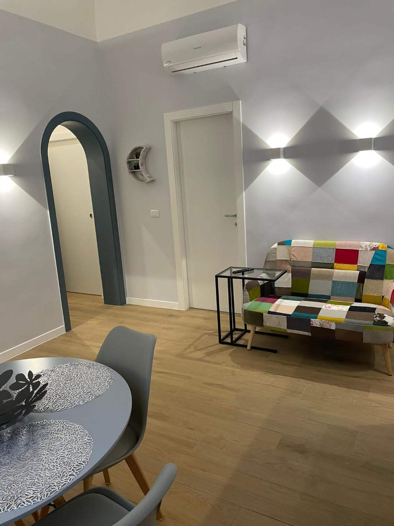 Two-Bedroom Apartment - Photo 10