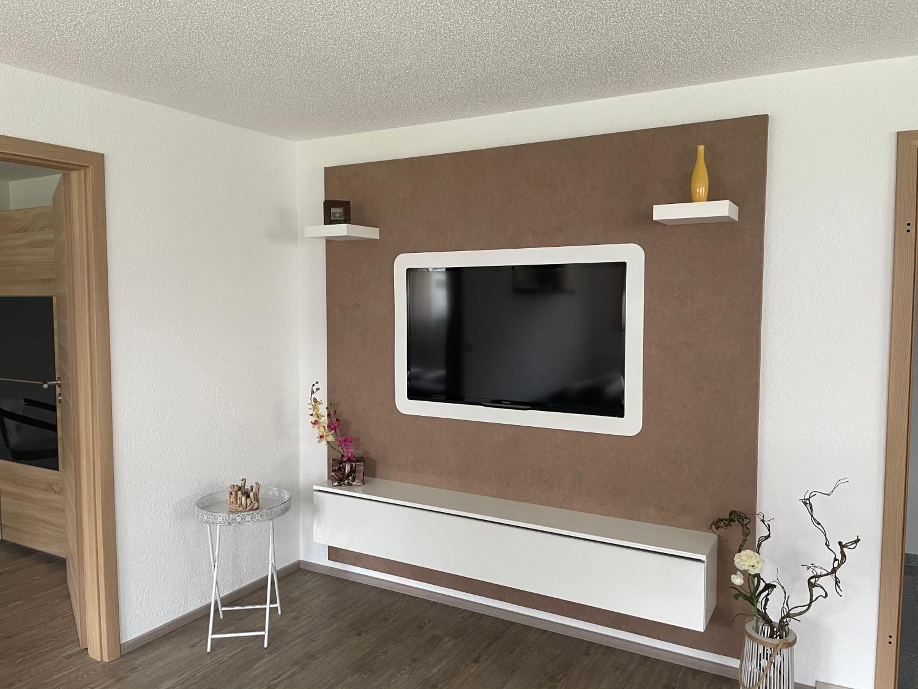 One-Bedroom Apartment - Photo 15
