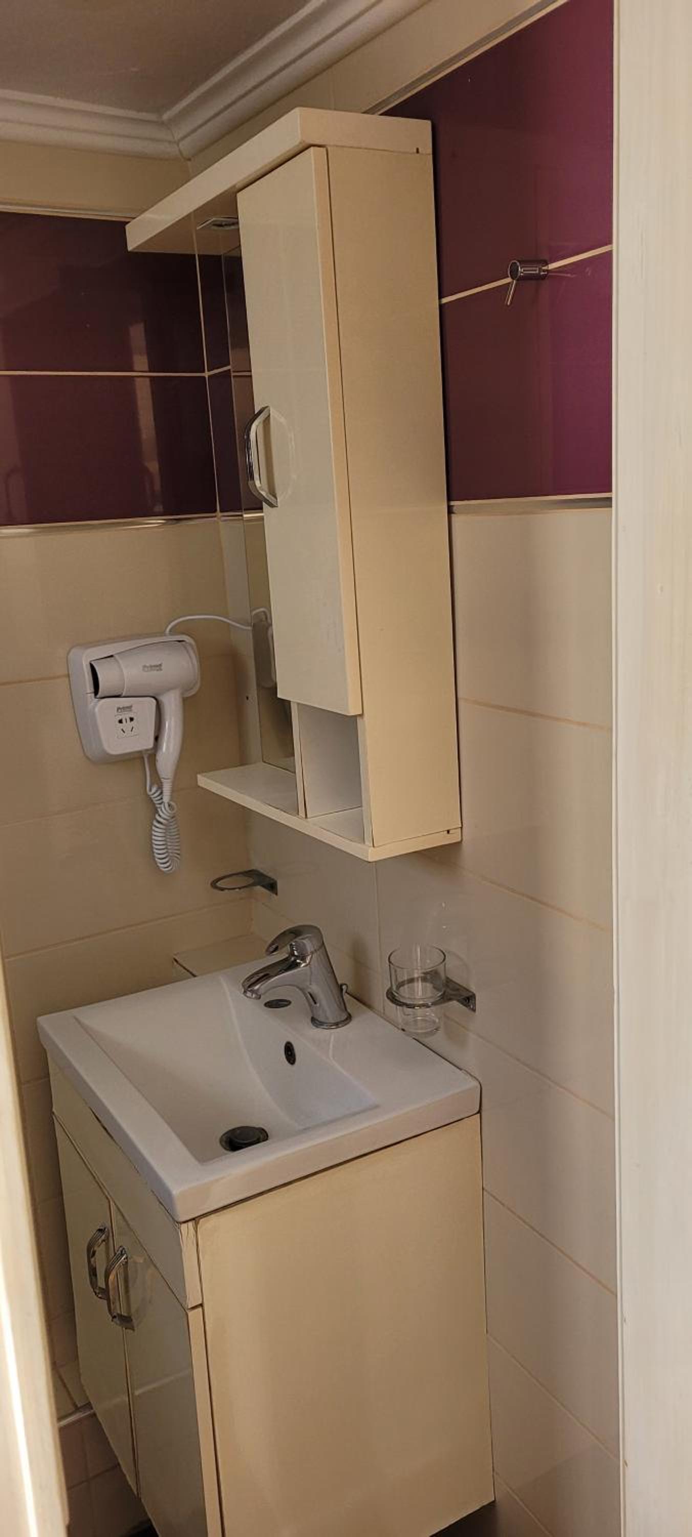 Deluxe Double Room with Balcony - Photo 3