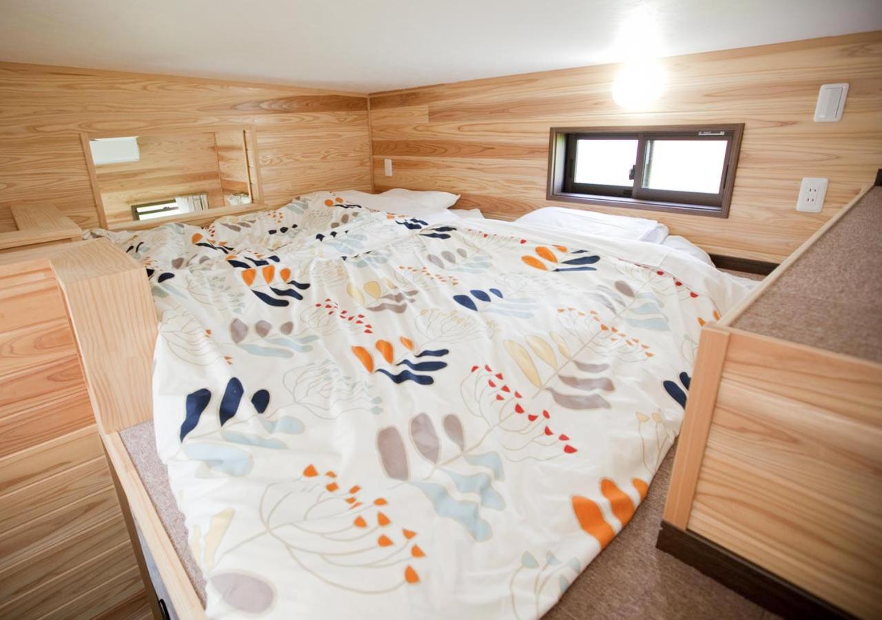 Mobile Home - Photo 14