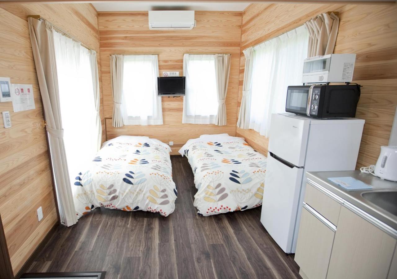 Mobile Home Small - Photo 15