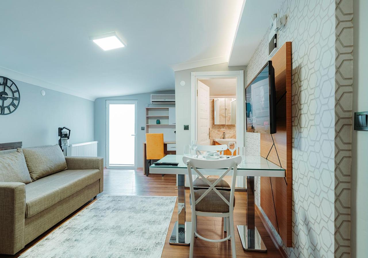 Apartment with Sea View - Photo 20