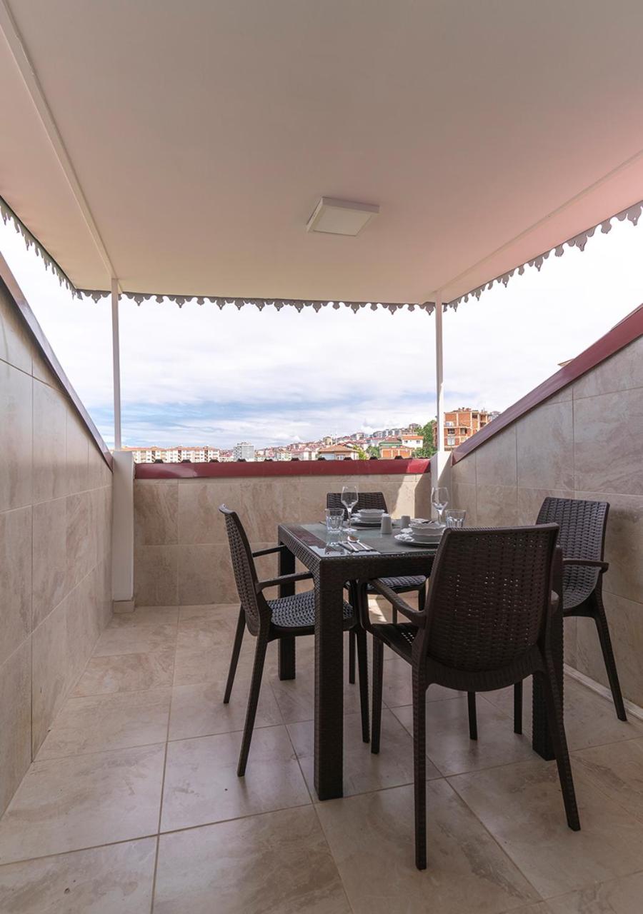 Apartment with Sea View - Photo 4