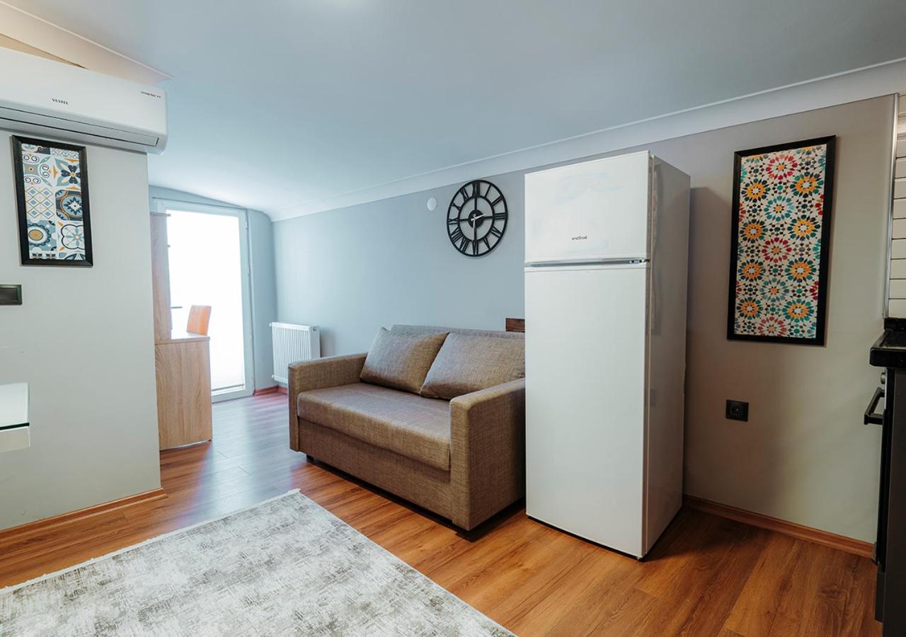 Apartment with Sea View - Photo 9