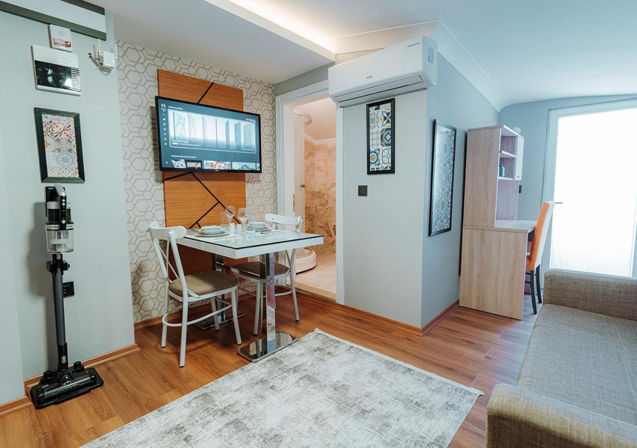 Apartment with Sea View - Photo 13