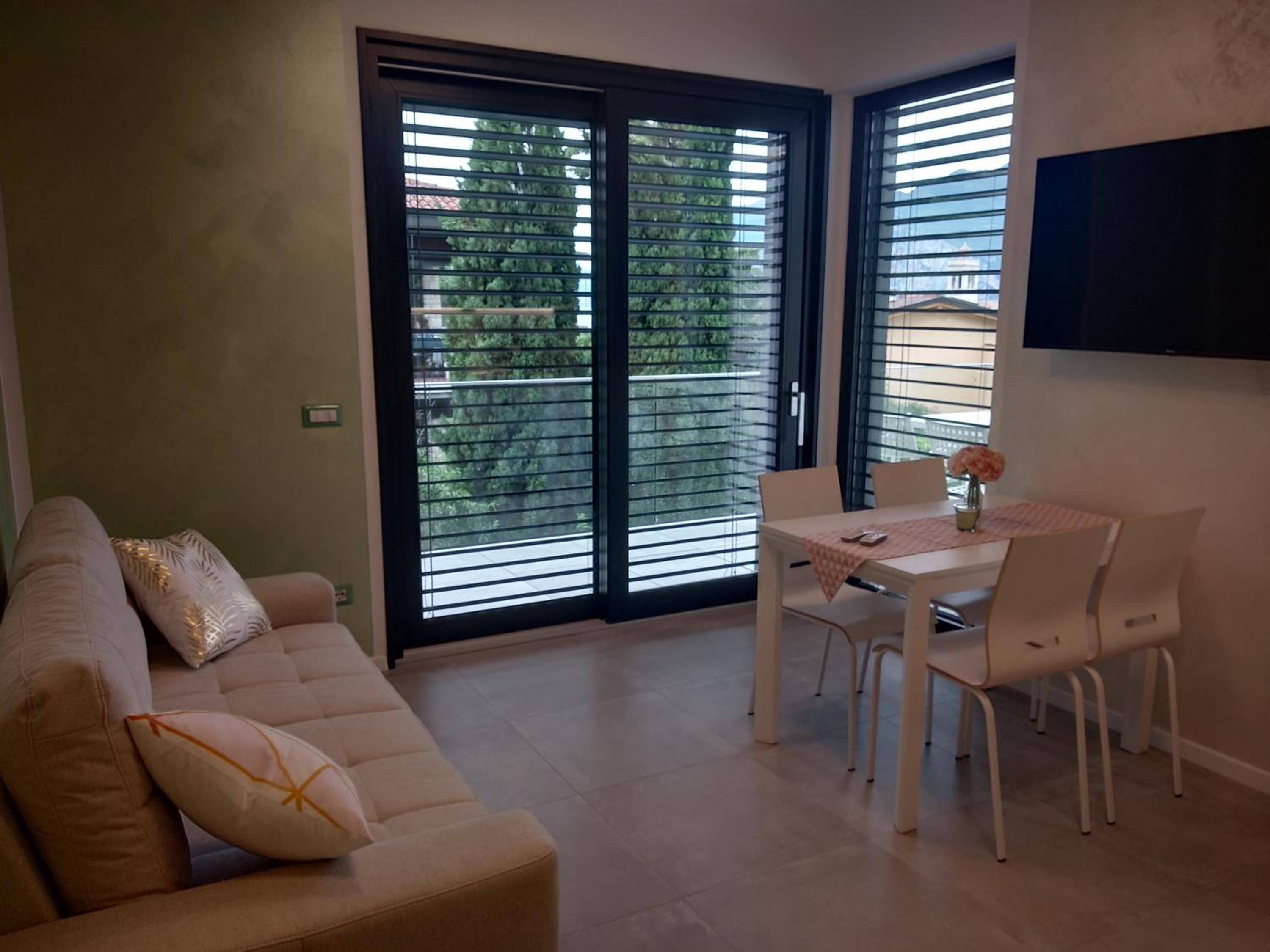 Apartment with Lake View photo 1