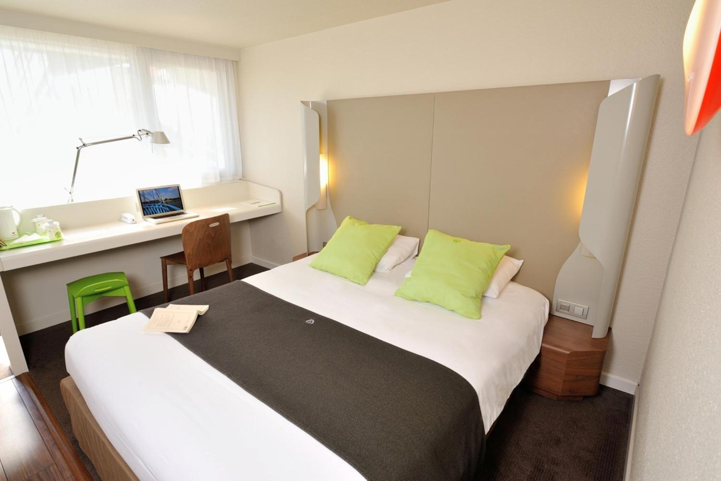 Standard Double Room - Photo 1