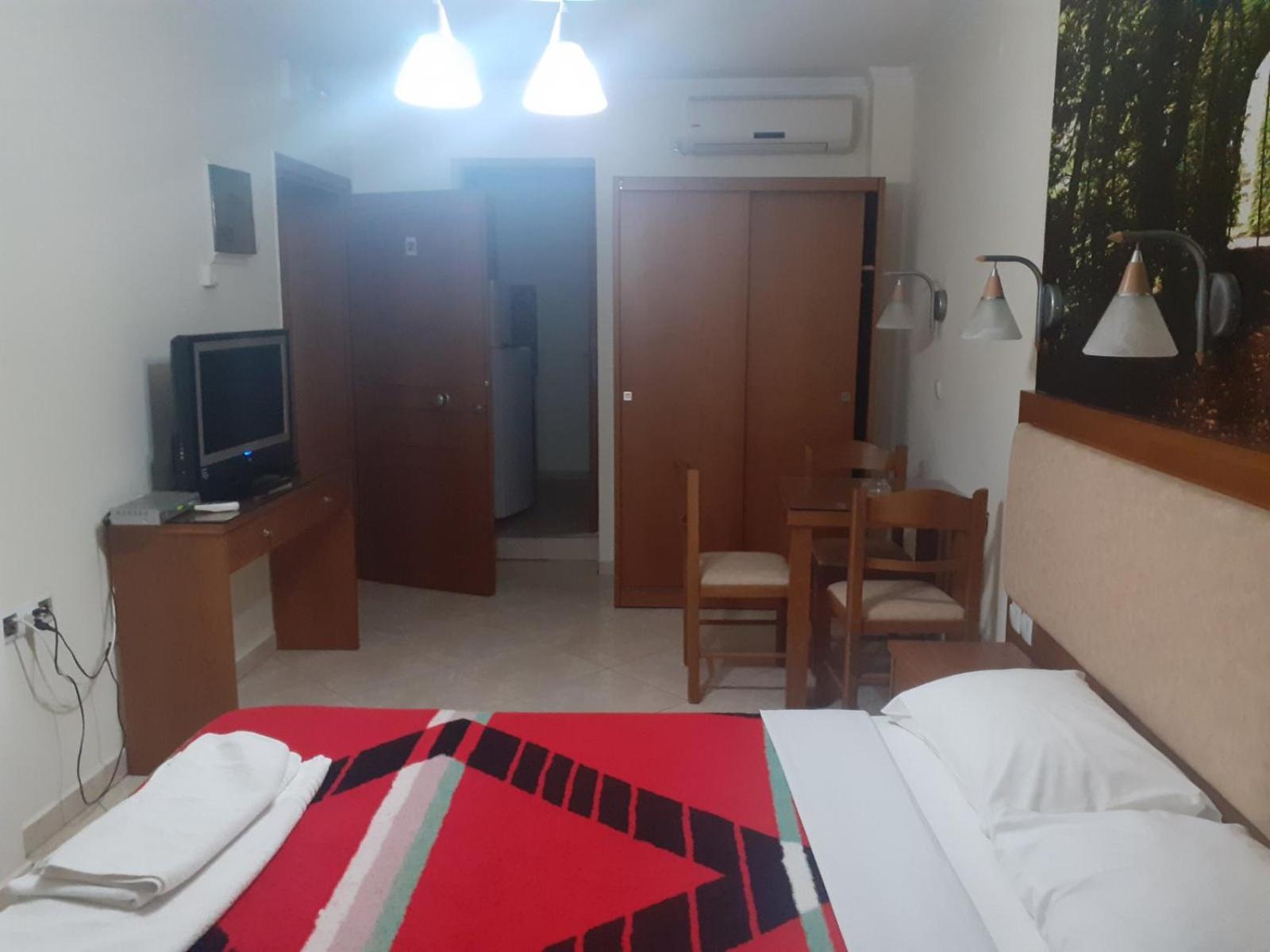 Budget Double Room photo 1