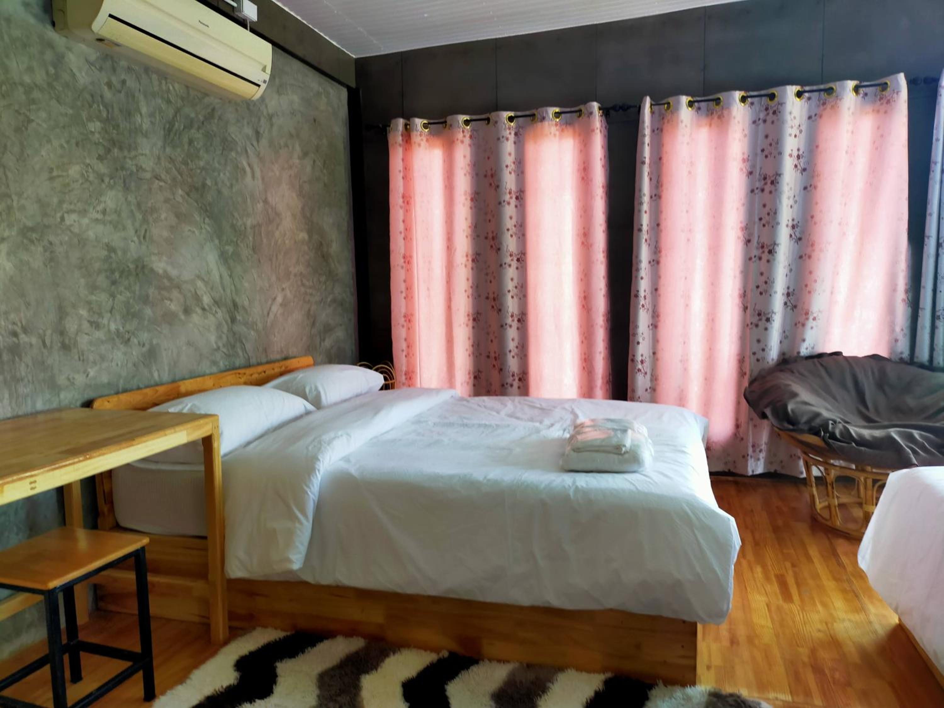 Deluxe Quadruple Room photo 3