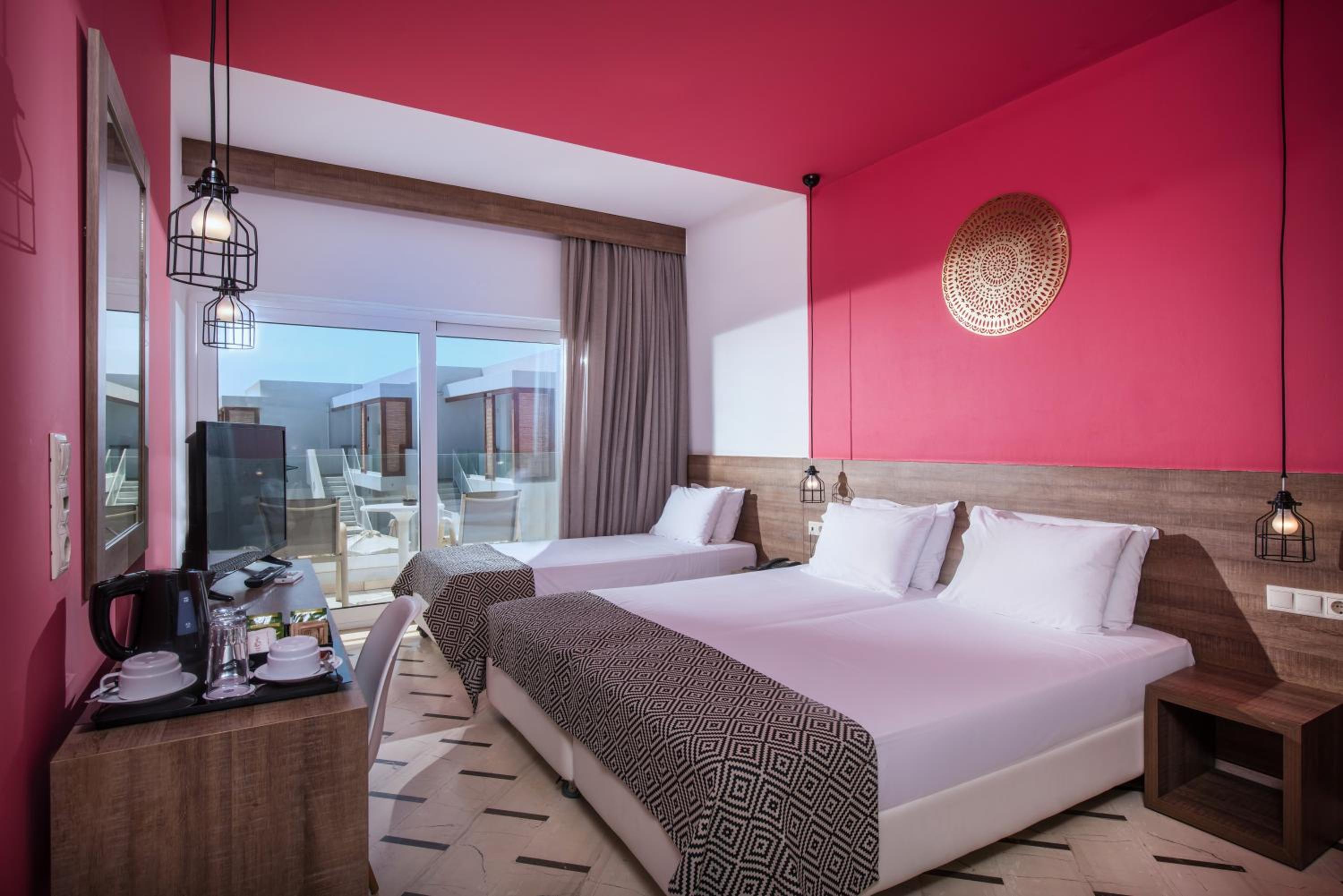 Deluxe Double Room - Photo 1