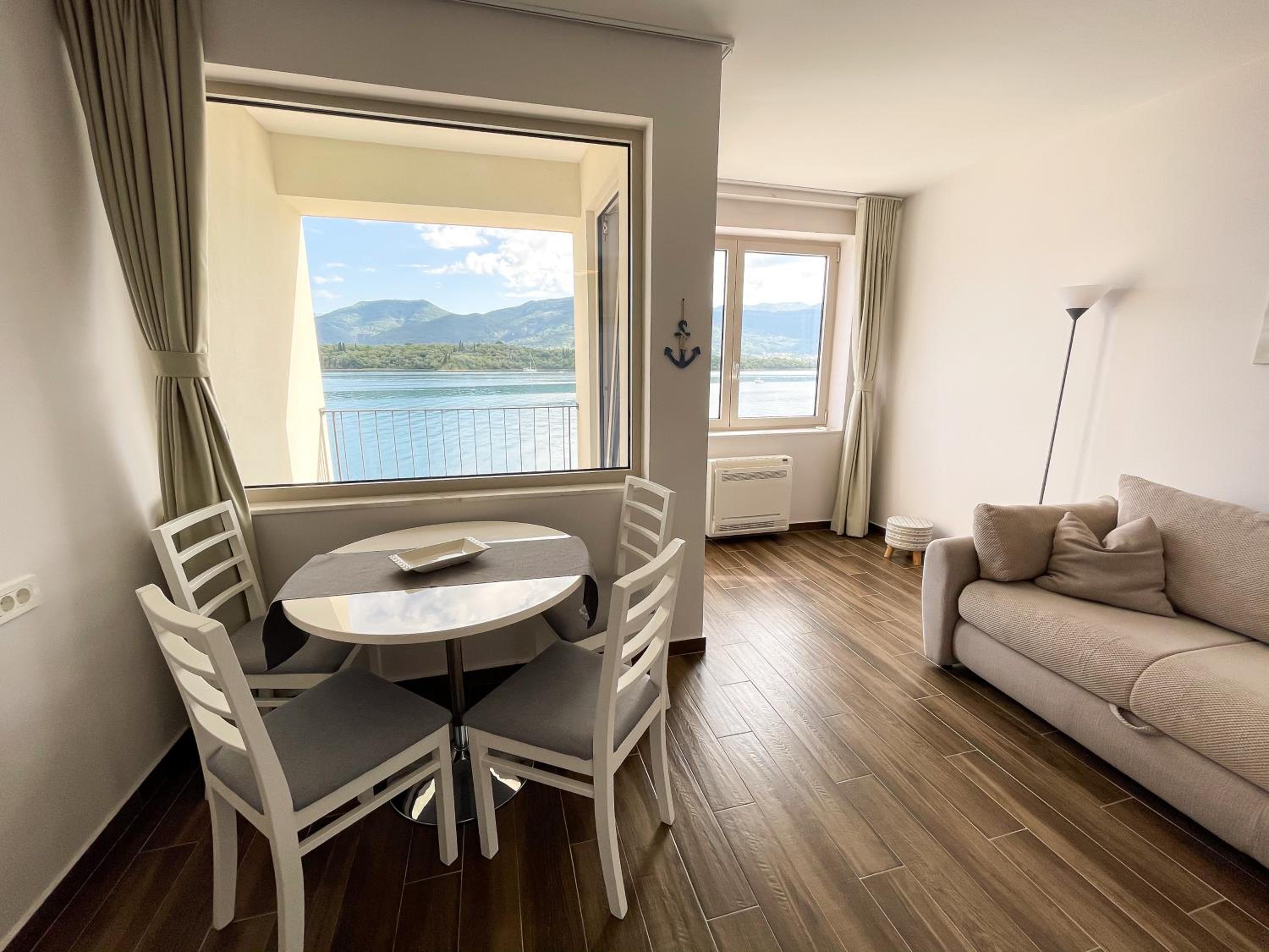 Apartment with Sea View