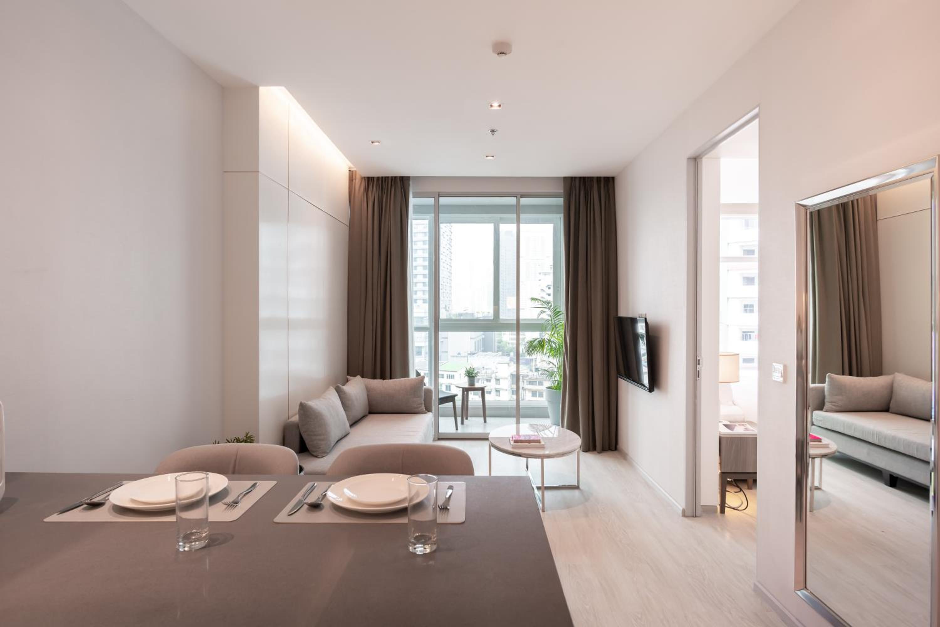 Executive Suite photo 2