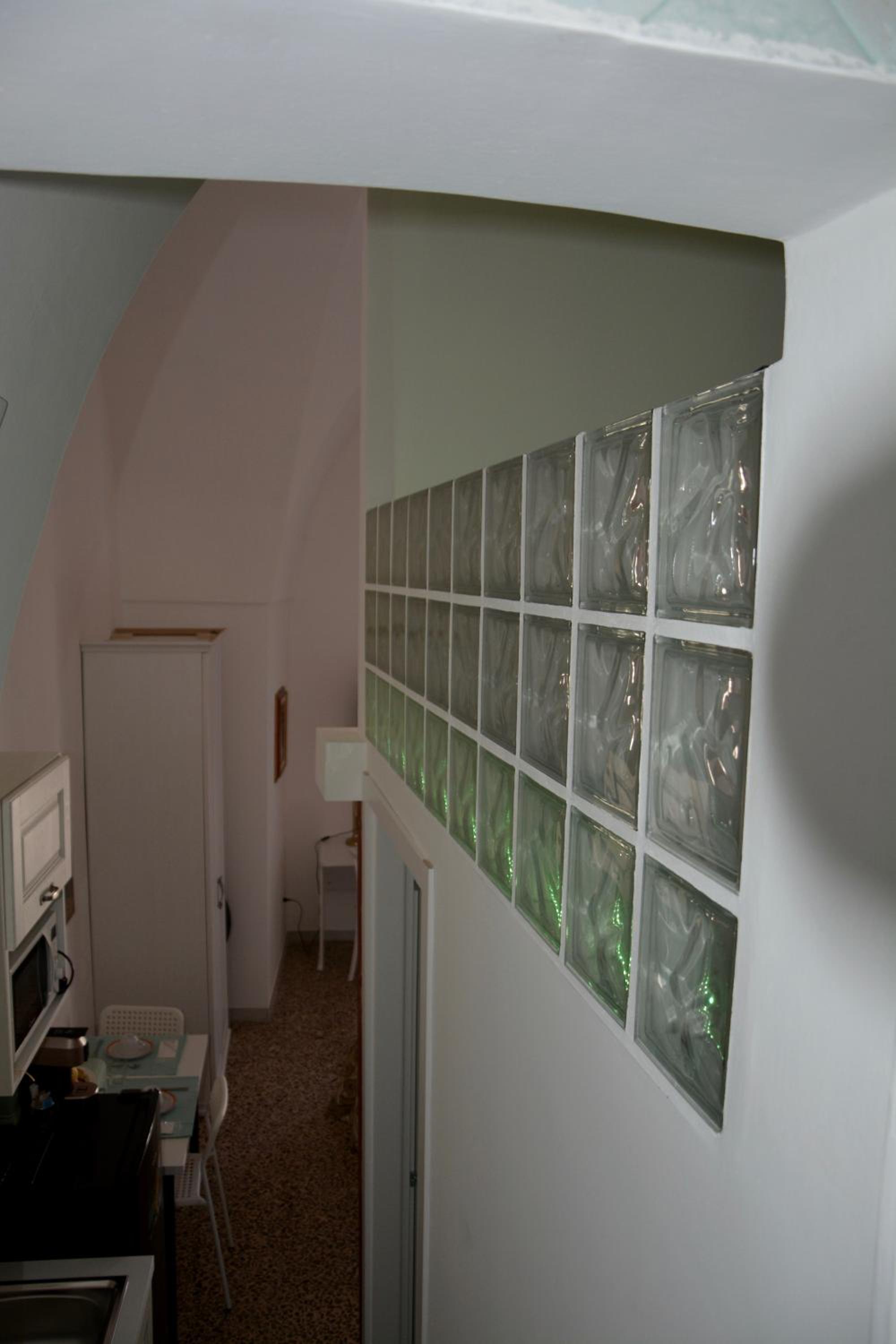 Family Room with Private Bathroom - Photo 19