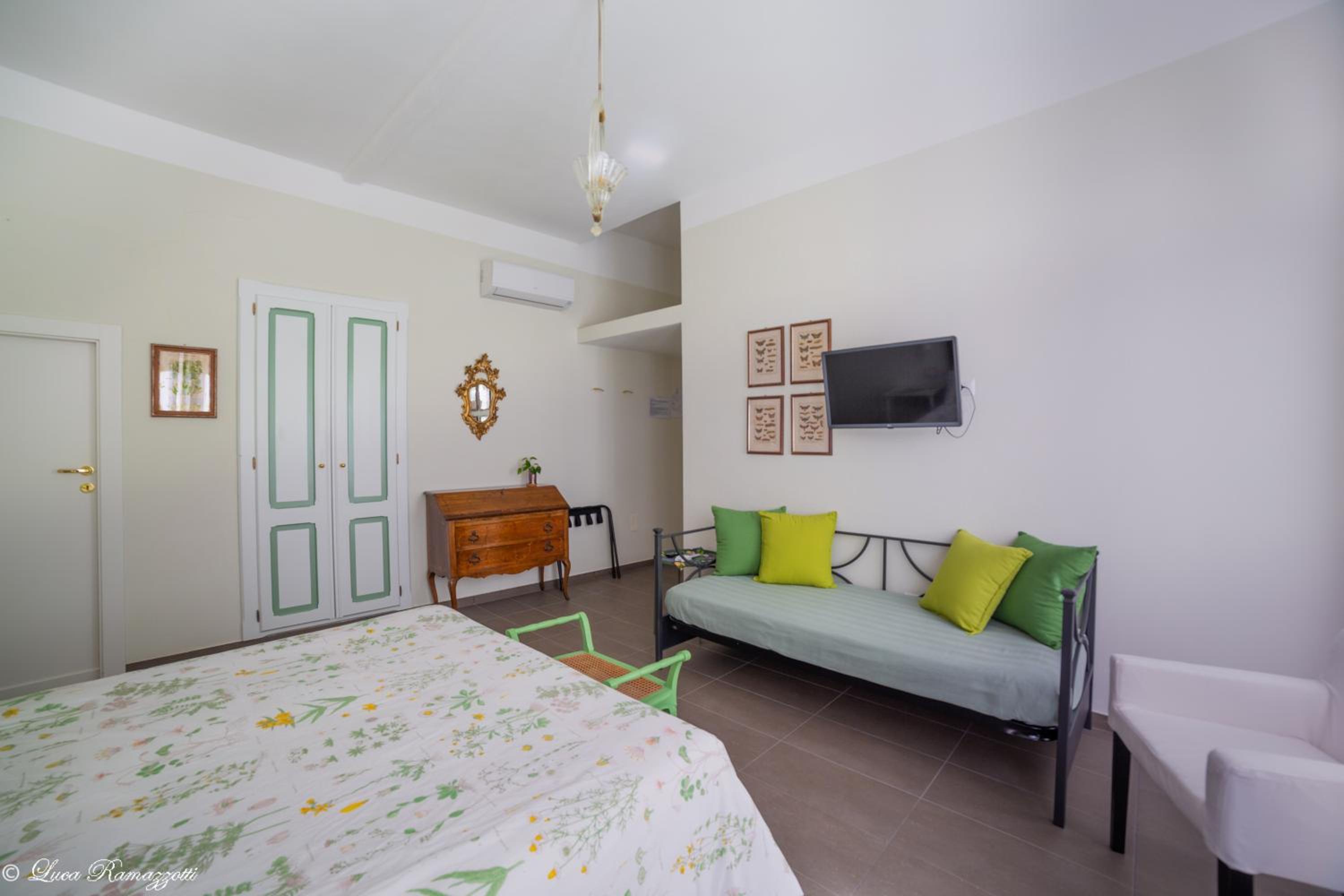 Triple Room photo 2