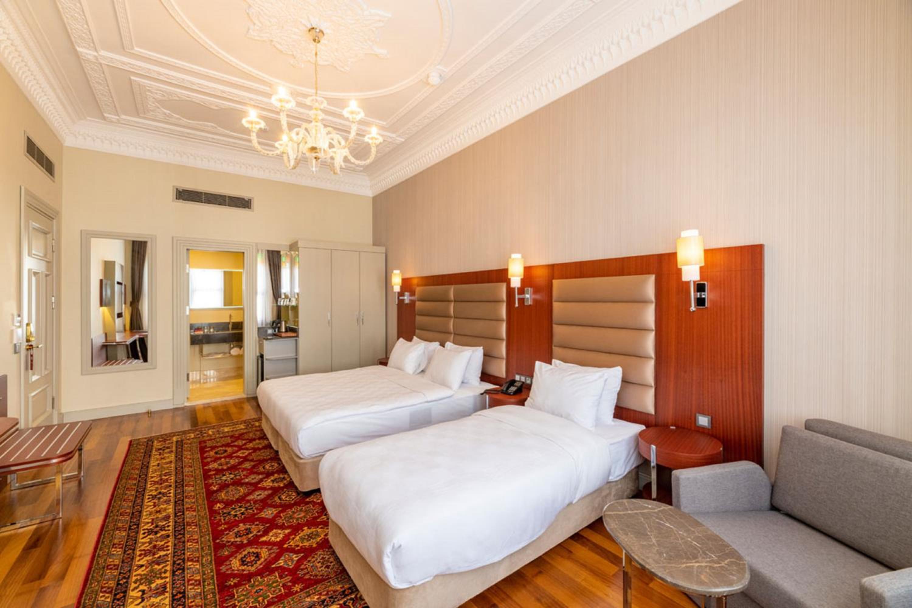 Standard Triple Room photo 3