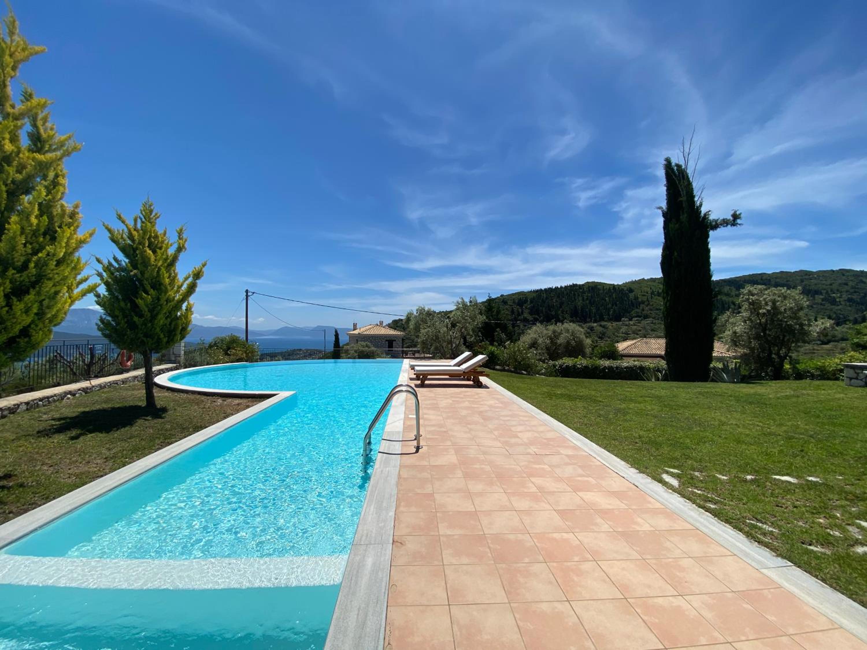 Villa with Private Pool photo 3
