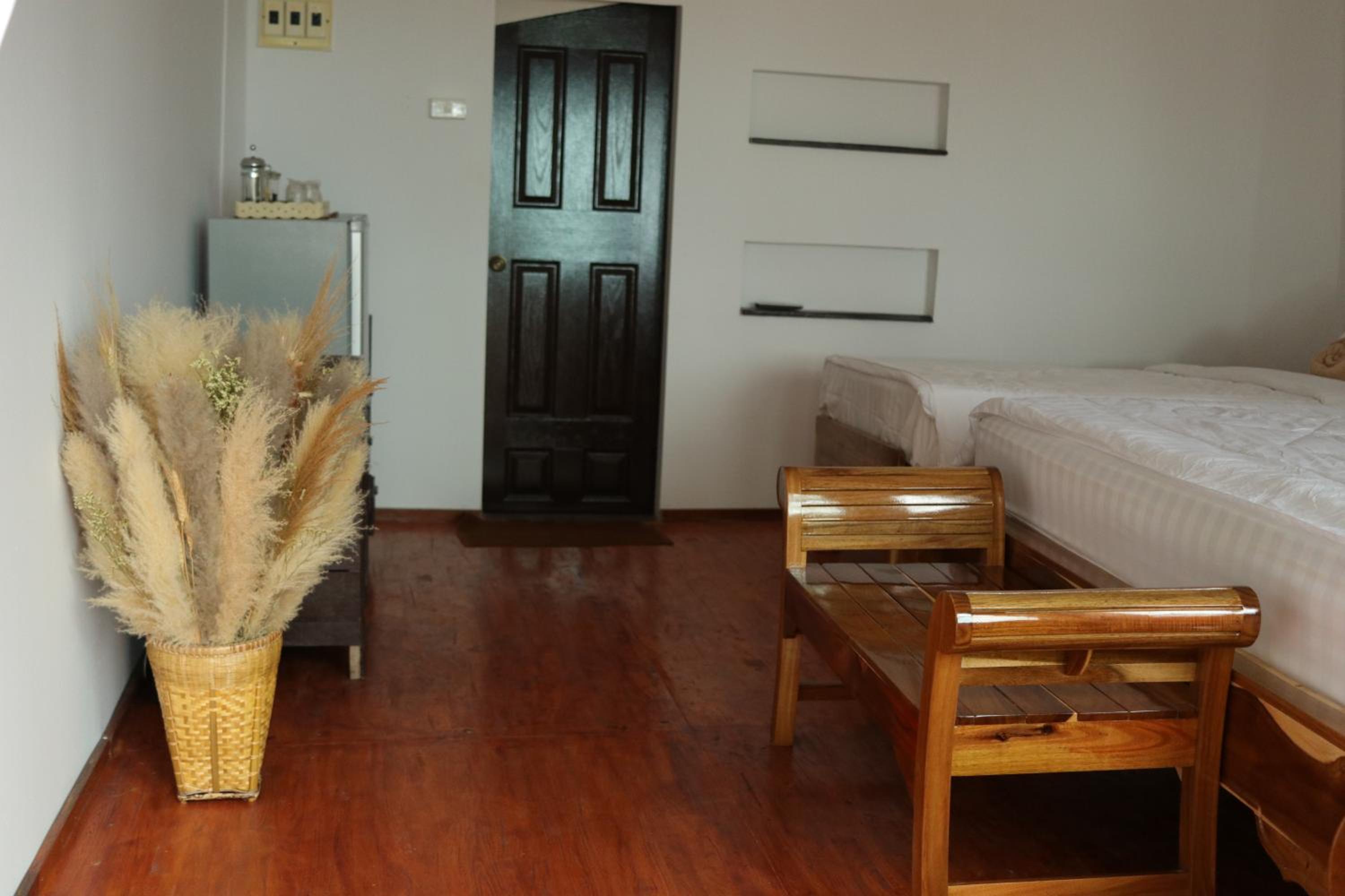 Exclusive Bungalow - Beach Front photo 2