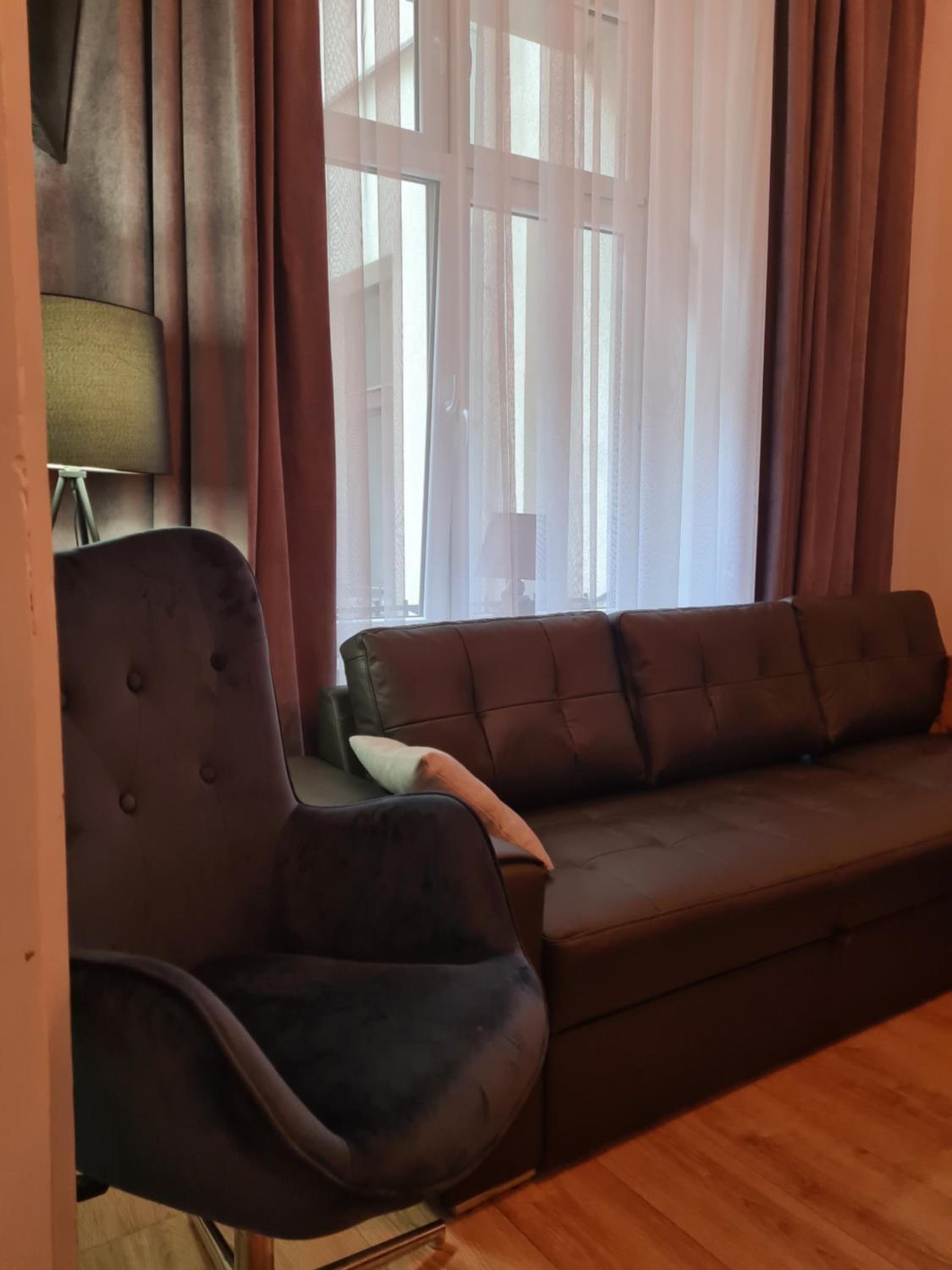Two-Bedroom Apartment - Photo 13