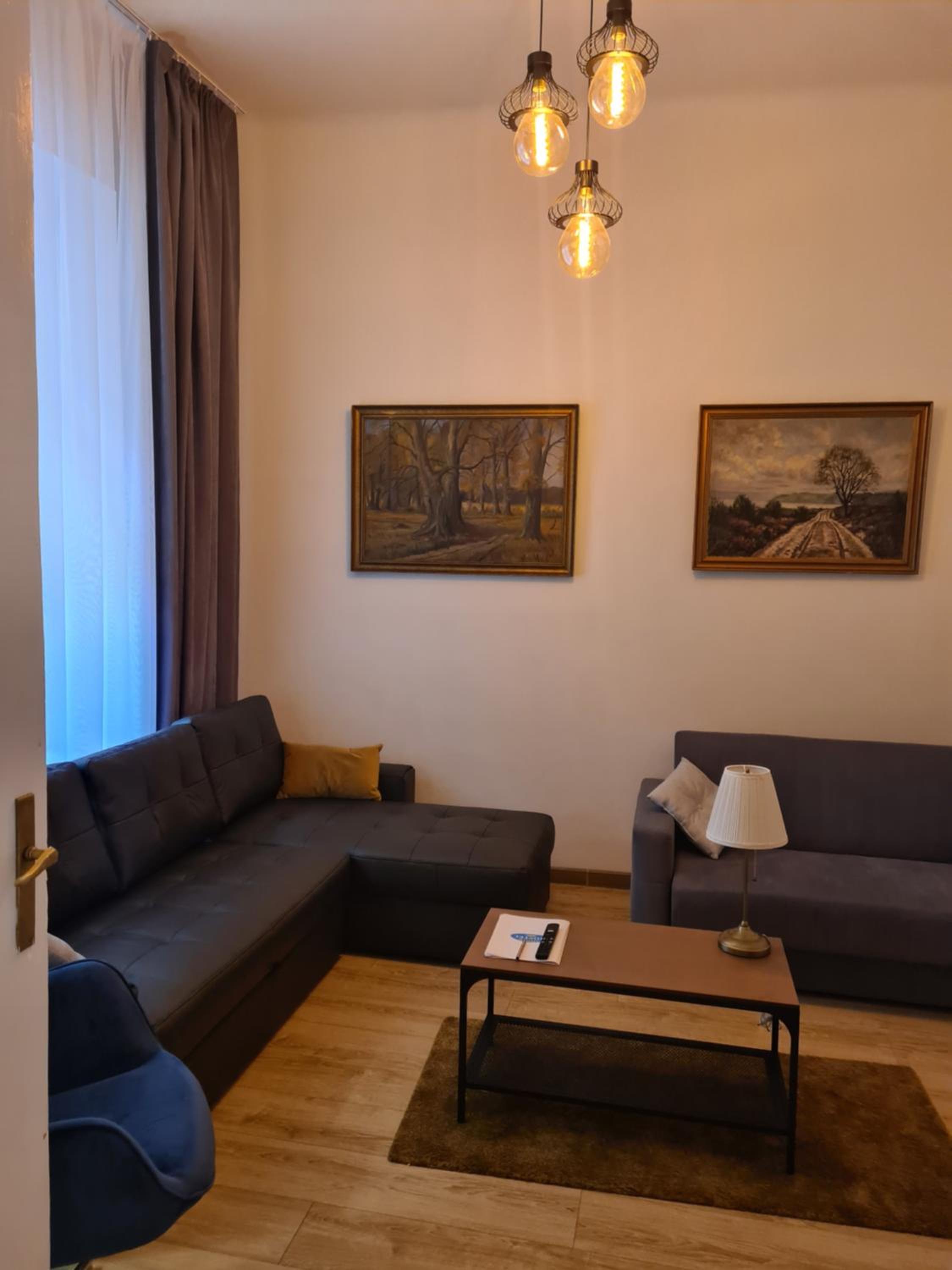 Two-Bedroom Apartment - Photo 11