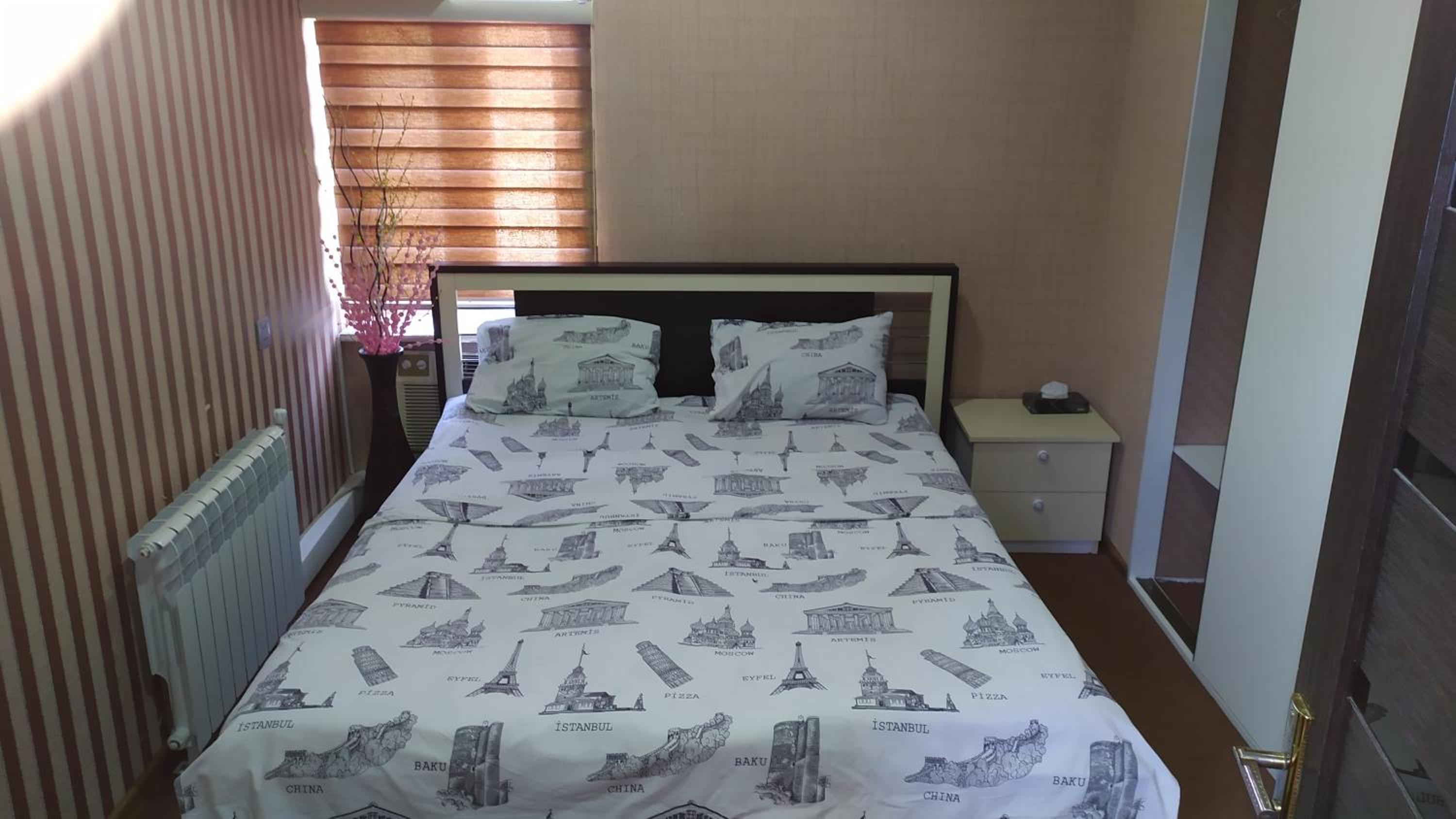Large Double Room photo 1