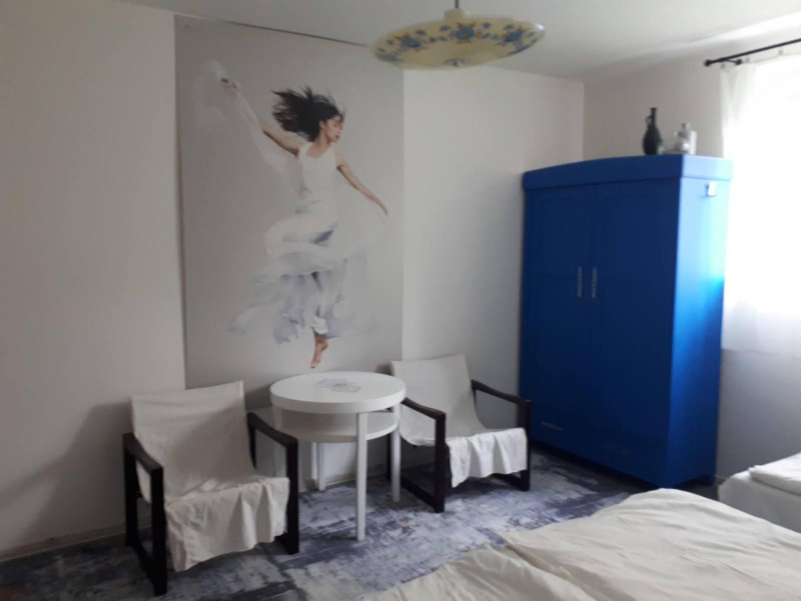 Quadruple Room with Shared Bathroom photo 2