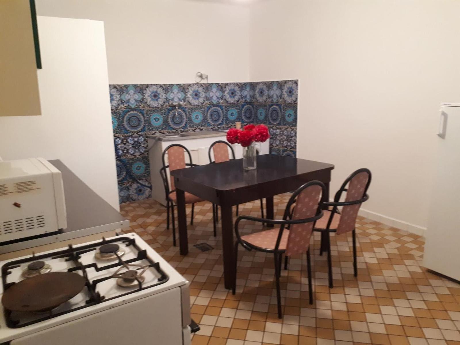 Triple Room with Shared Bathroom photo 2