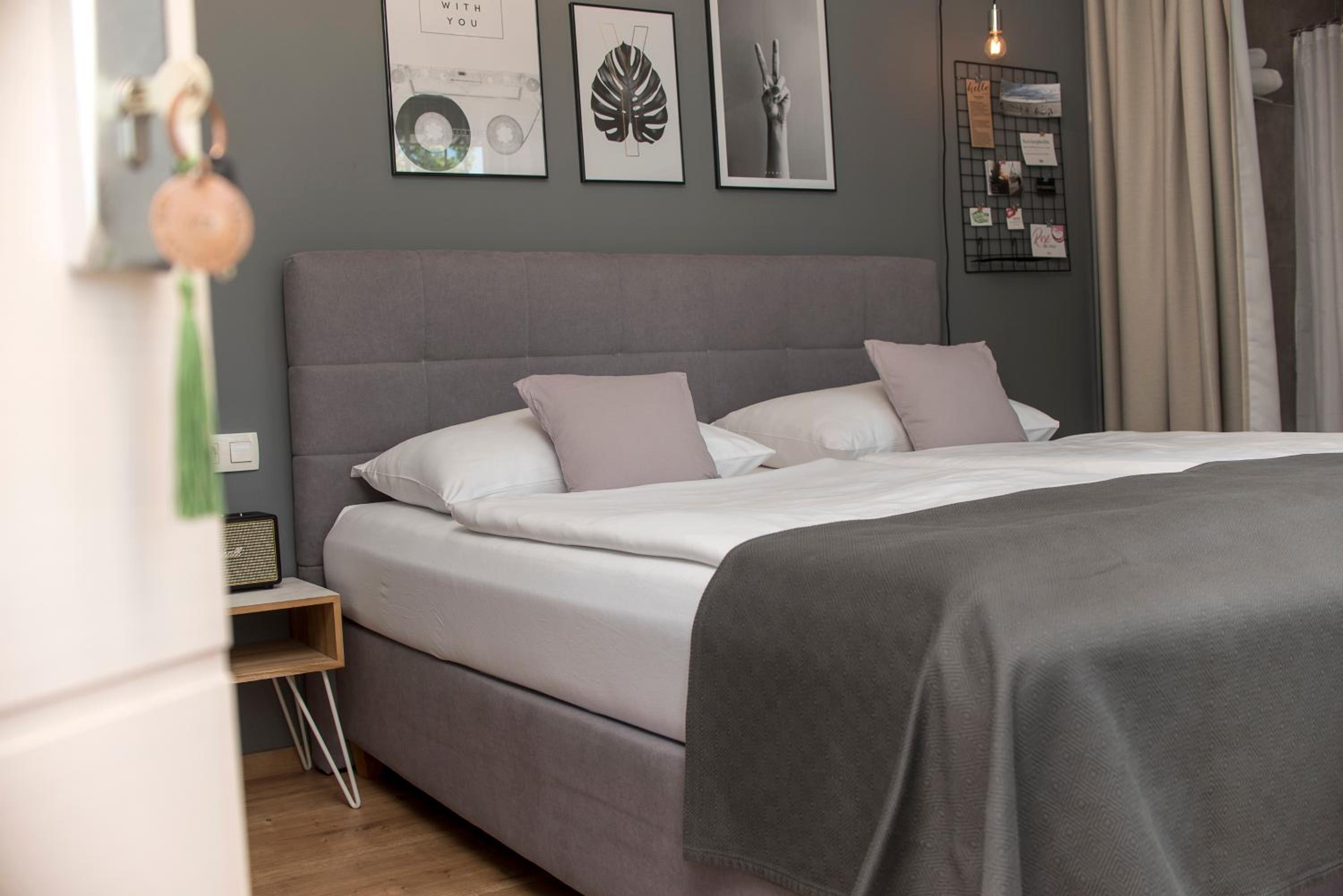Deluxe Double Room with Balcony photo 1