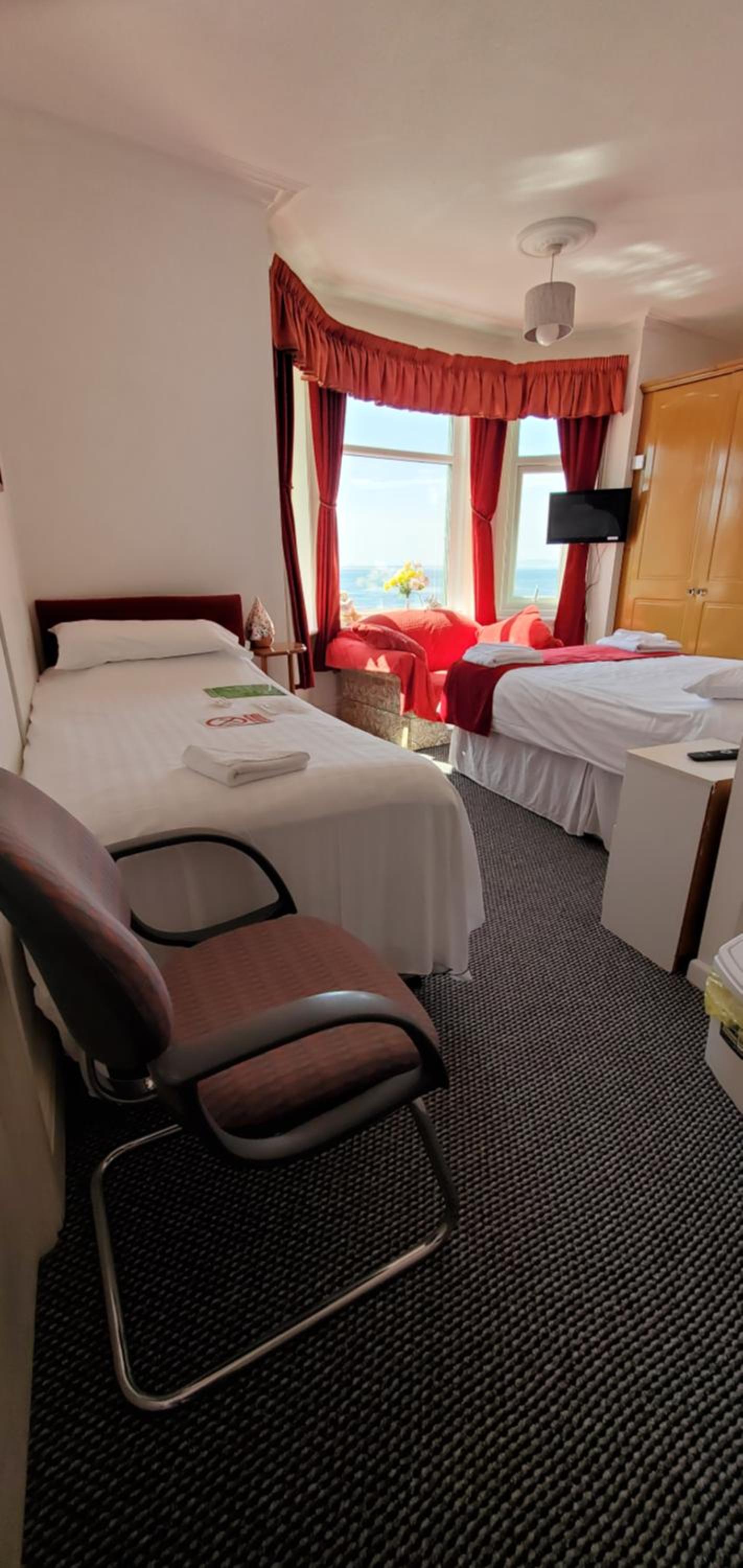 Family Room with Sea View (2 Adults + 1 Child up to 5 years old)   - Photo 7