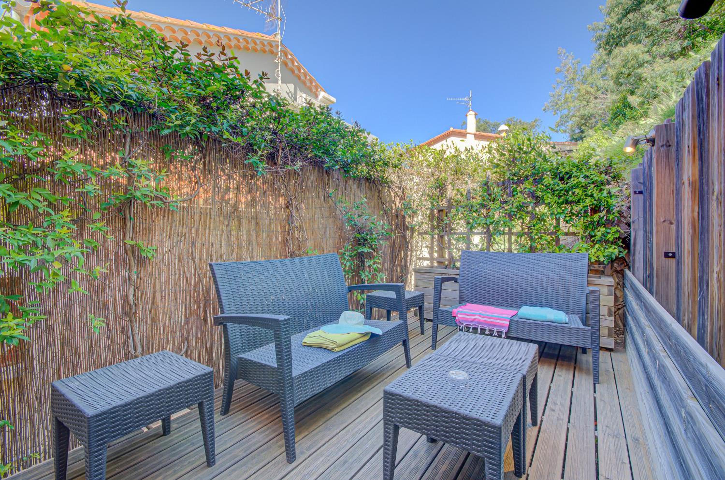 Superior Double or Twin Room with Garden View photo 2