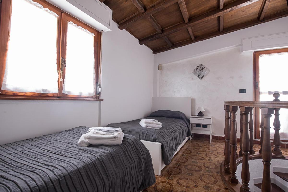 Villa photo 3