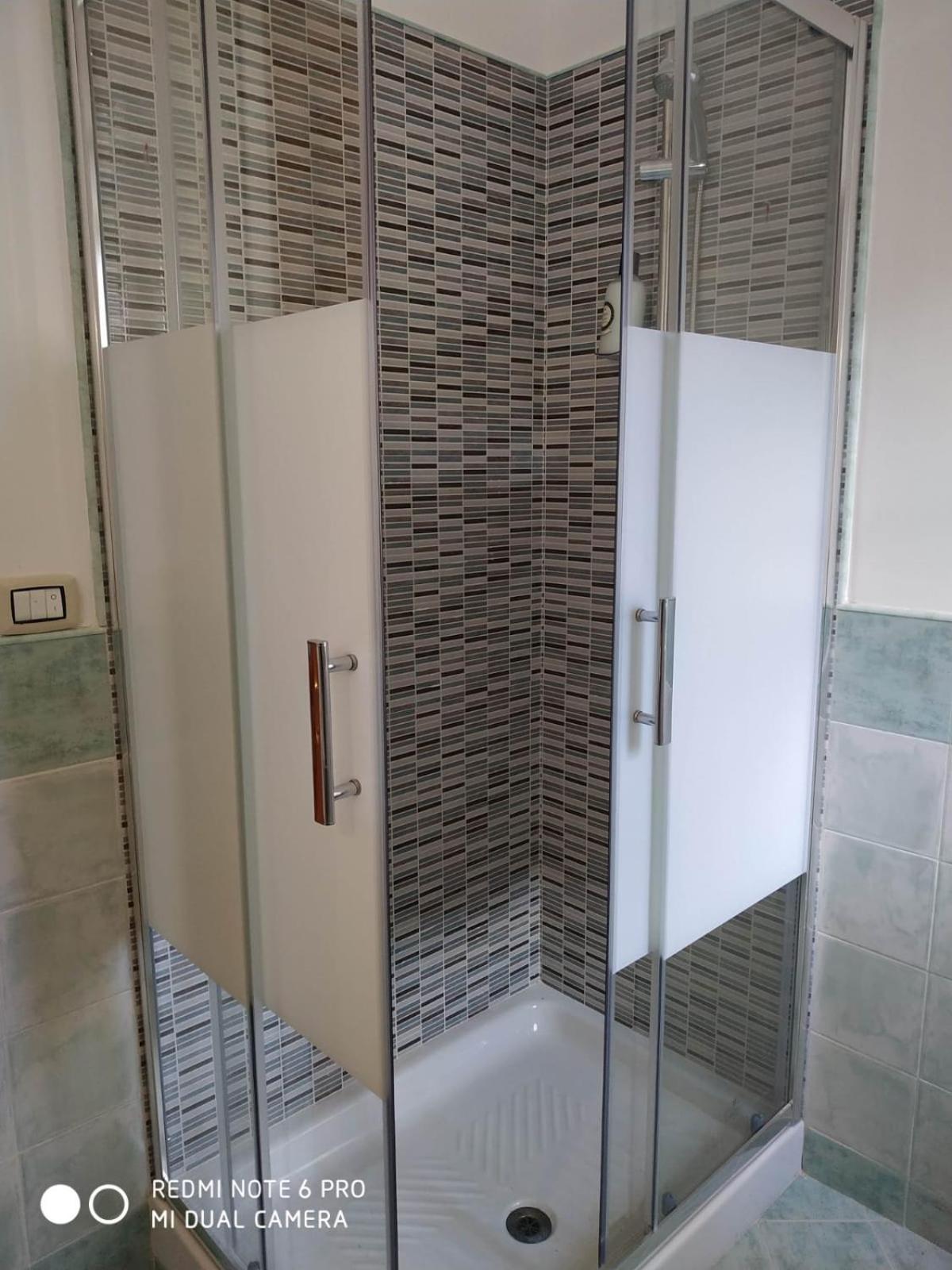 Three-Bedroom House - Photo 8