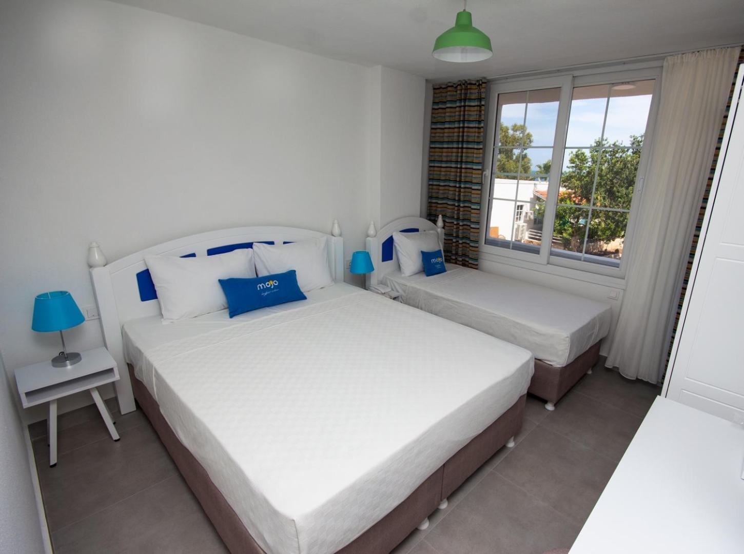 Triple Room with Balcony