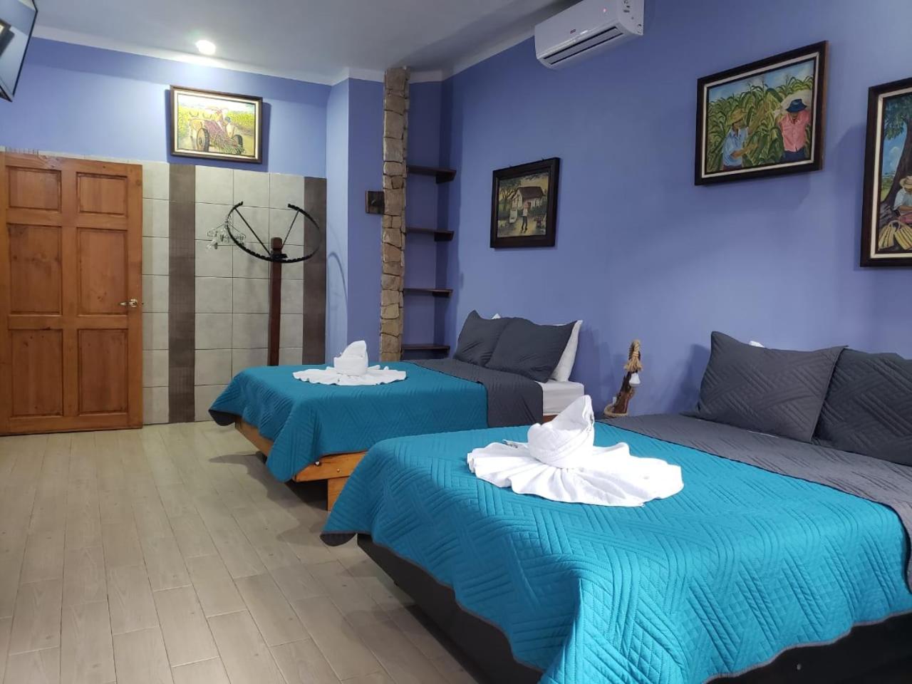 Standard Quadruple Room photo 2