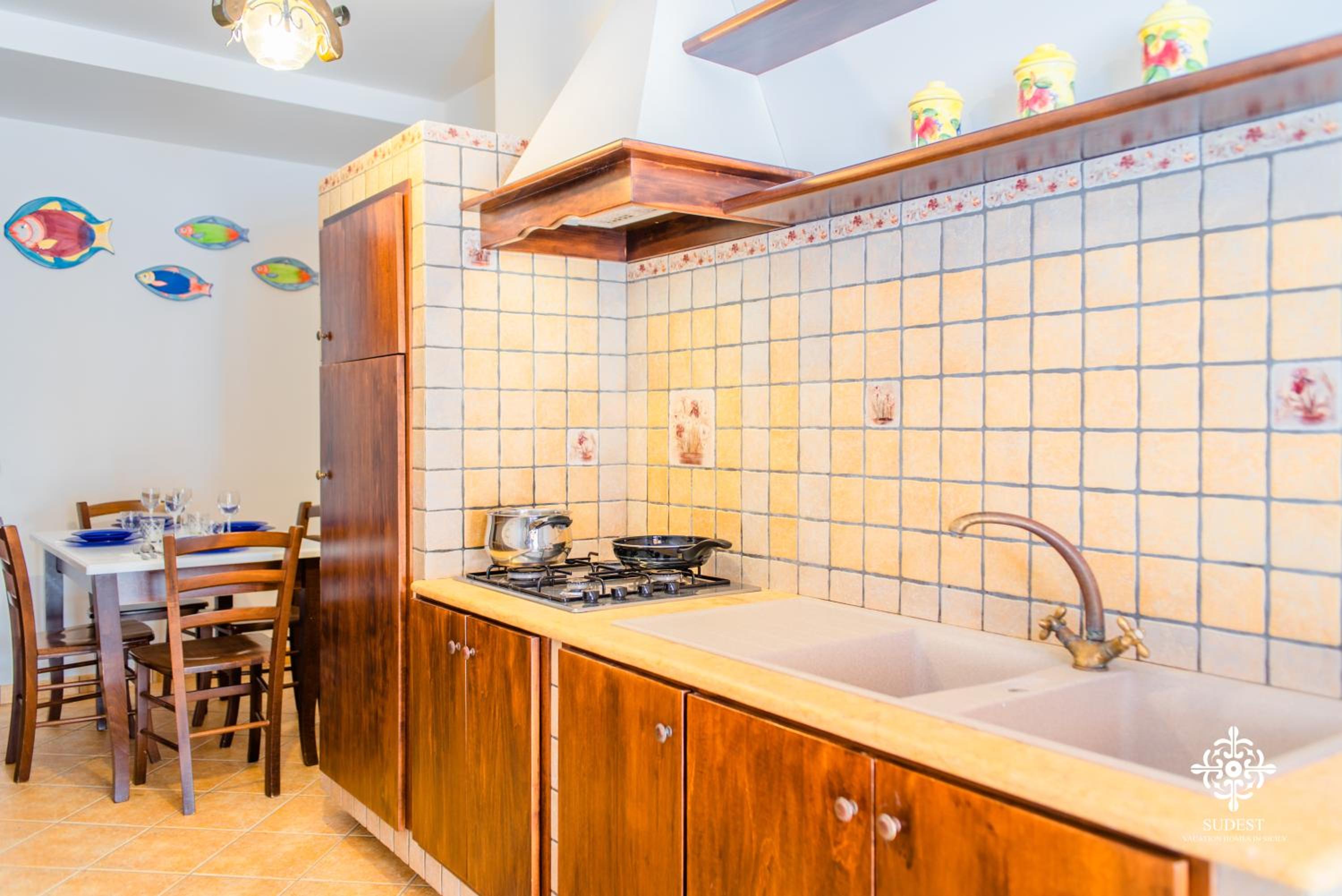 Three-Bedroom House photo 2