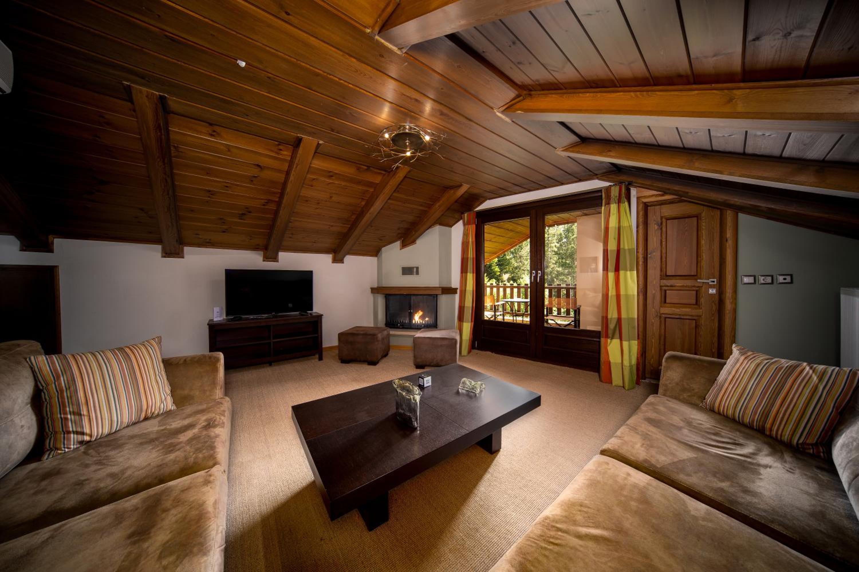 Two-Bedroom Suite with Fireplace photo 1