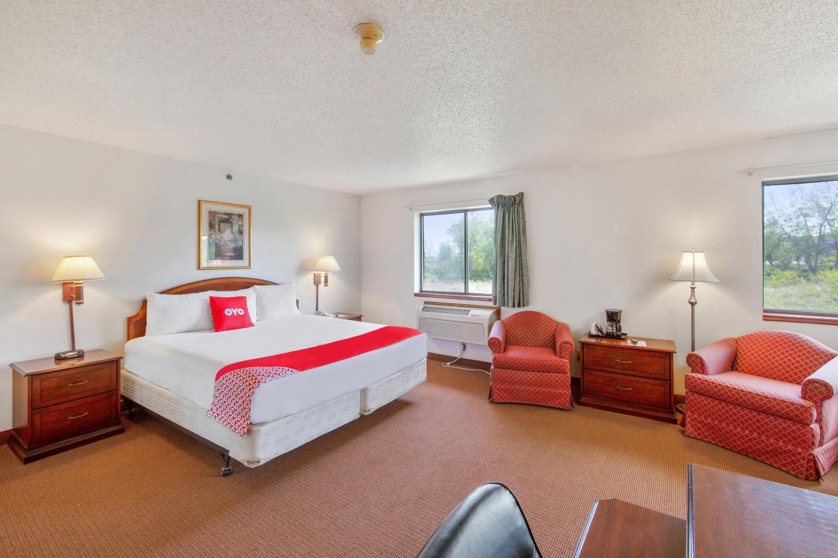 Suite King - Photo 1