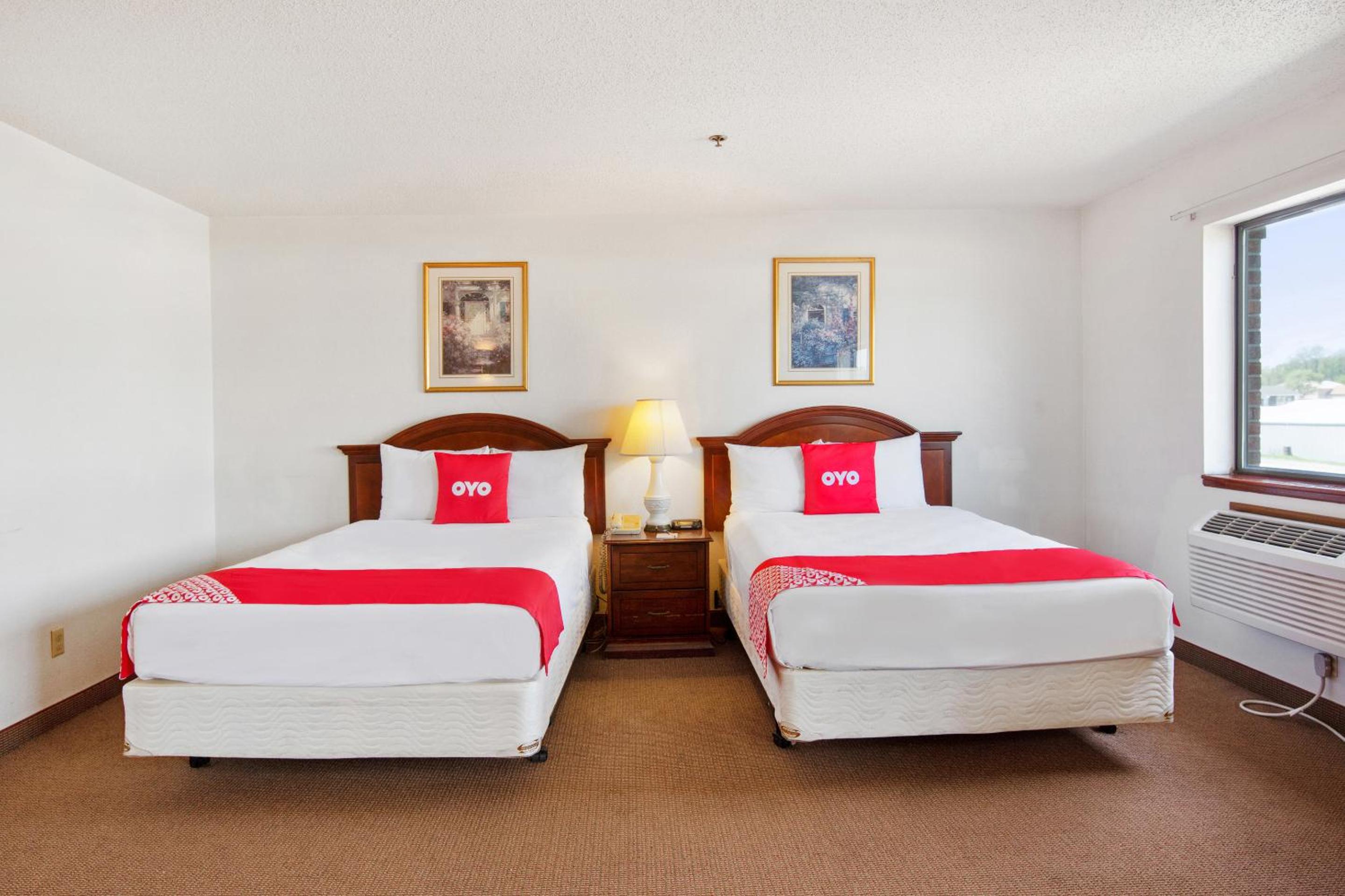 Suite Two Doubles - Photo 6