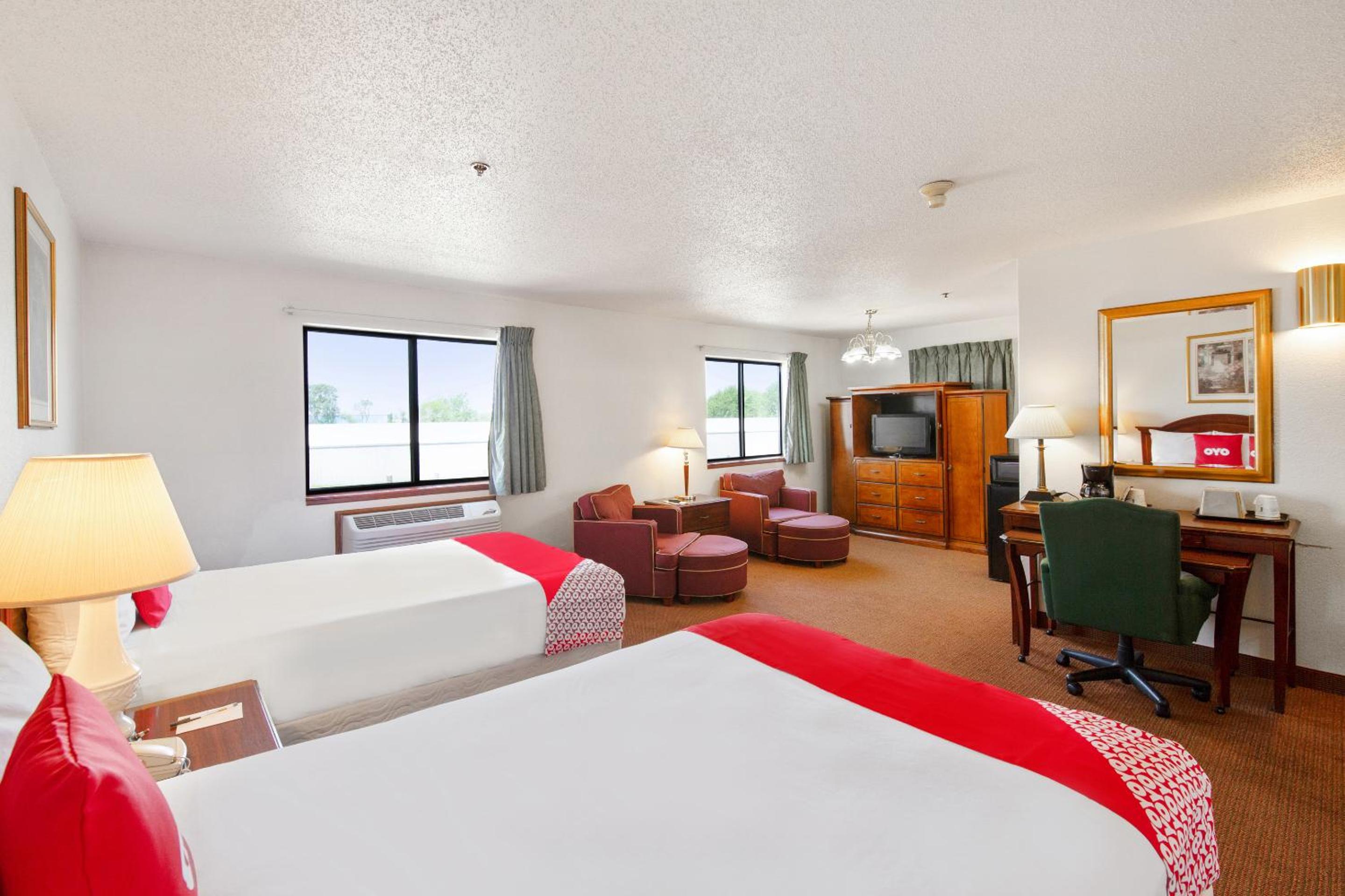 Suite Two Doubles - Photo 2