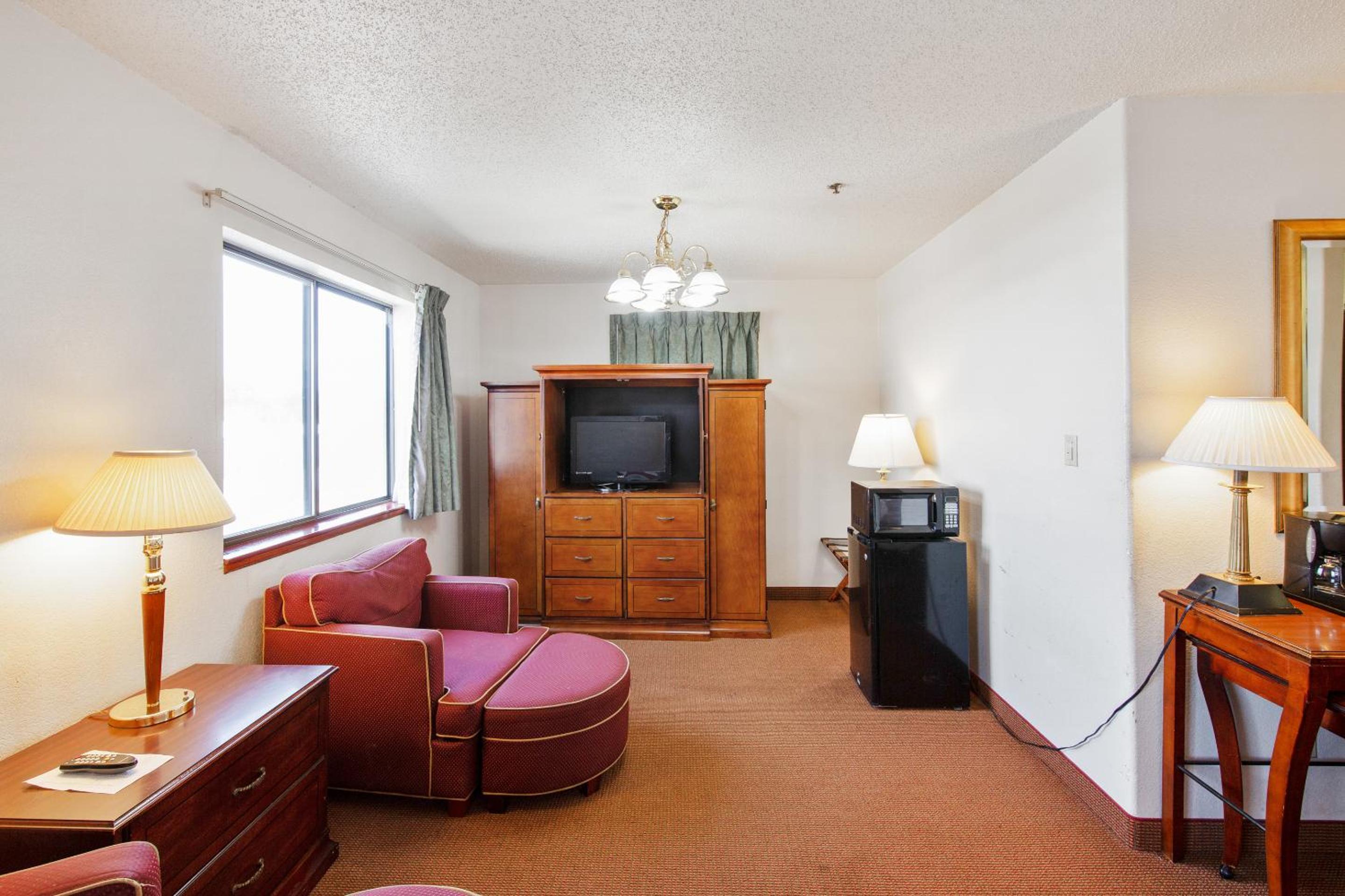 Suite Two Doubles - Photo 5