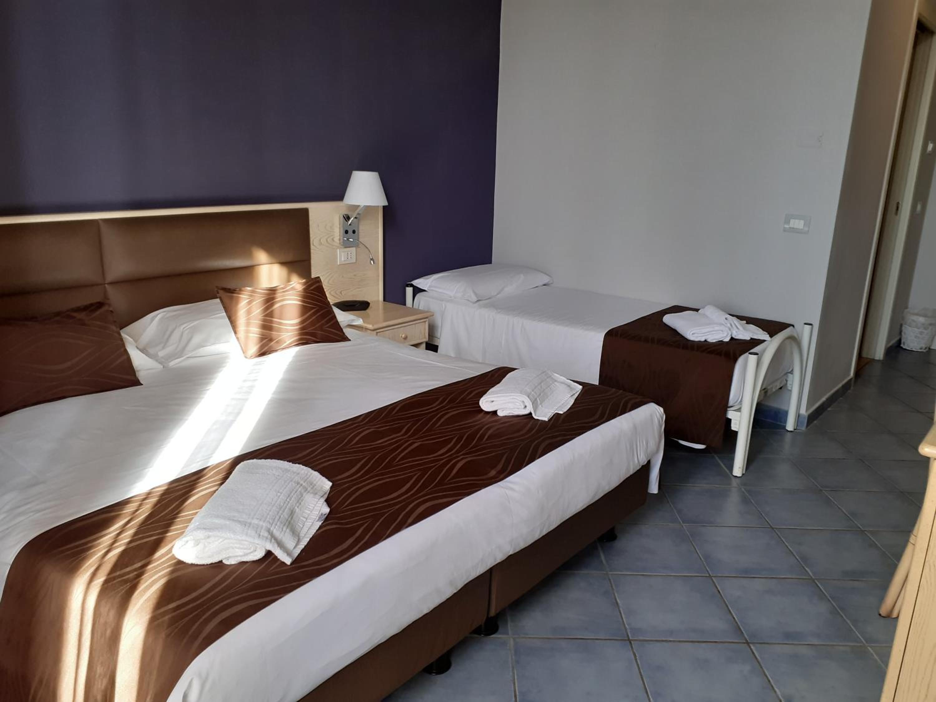 Triple Room photo 2