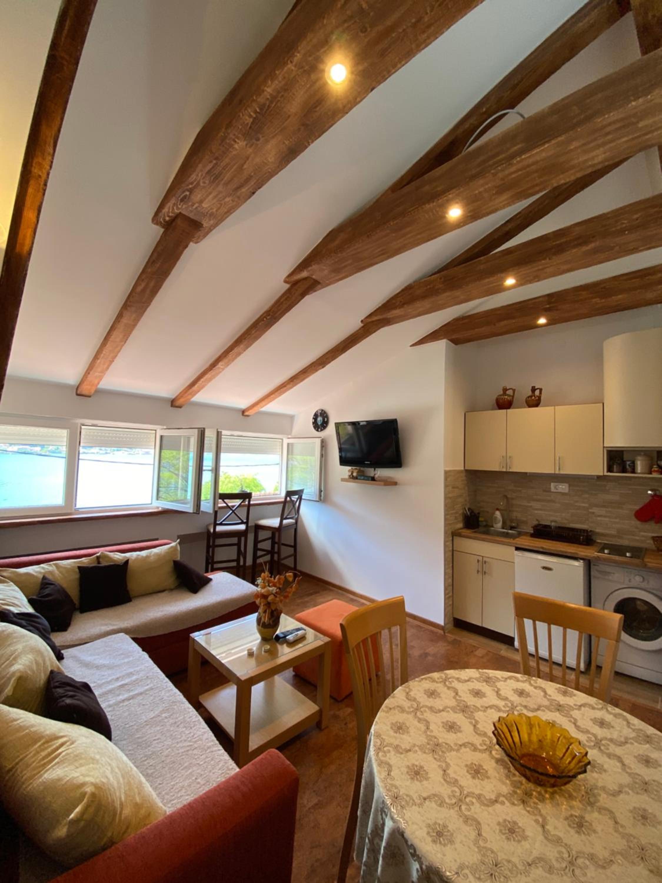 Apartment With Sea View