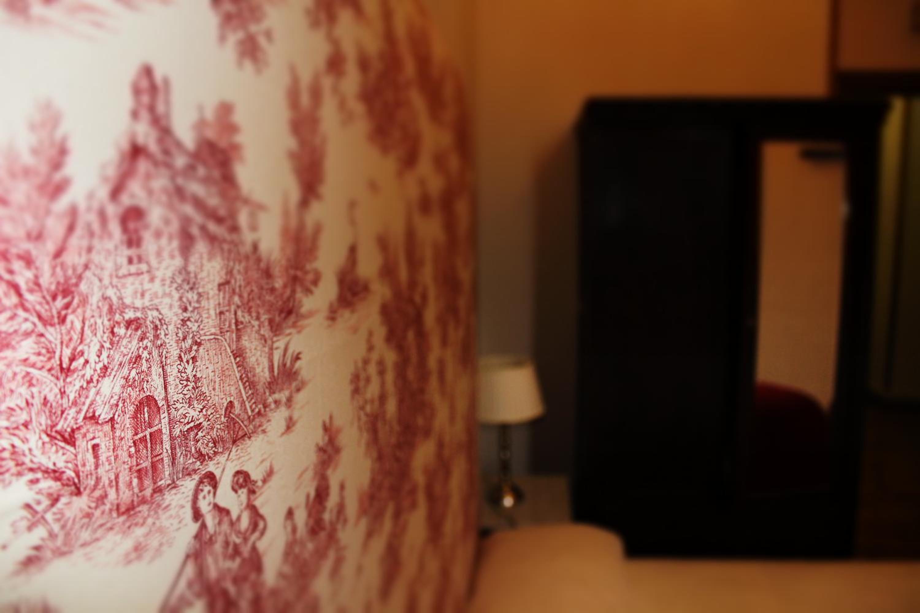 Double Room with Spa Bath photo 2