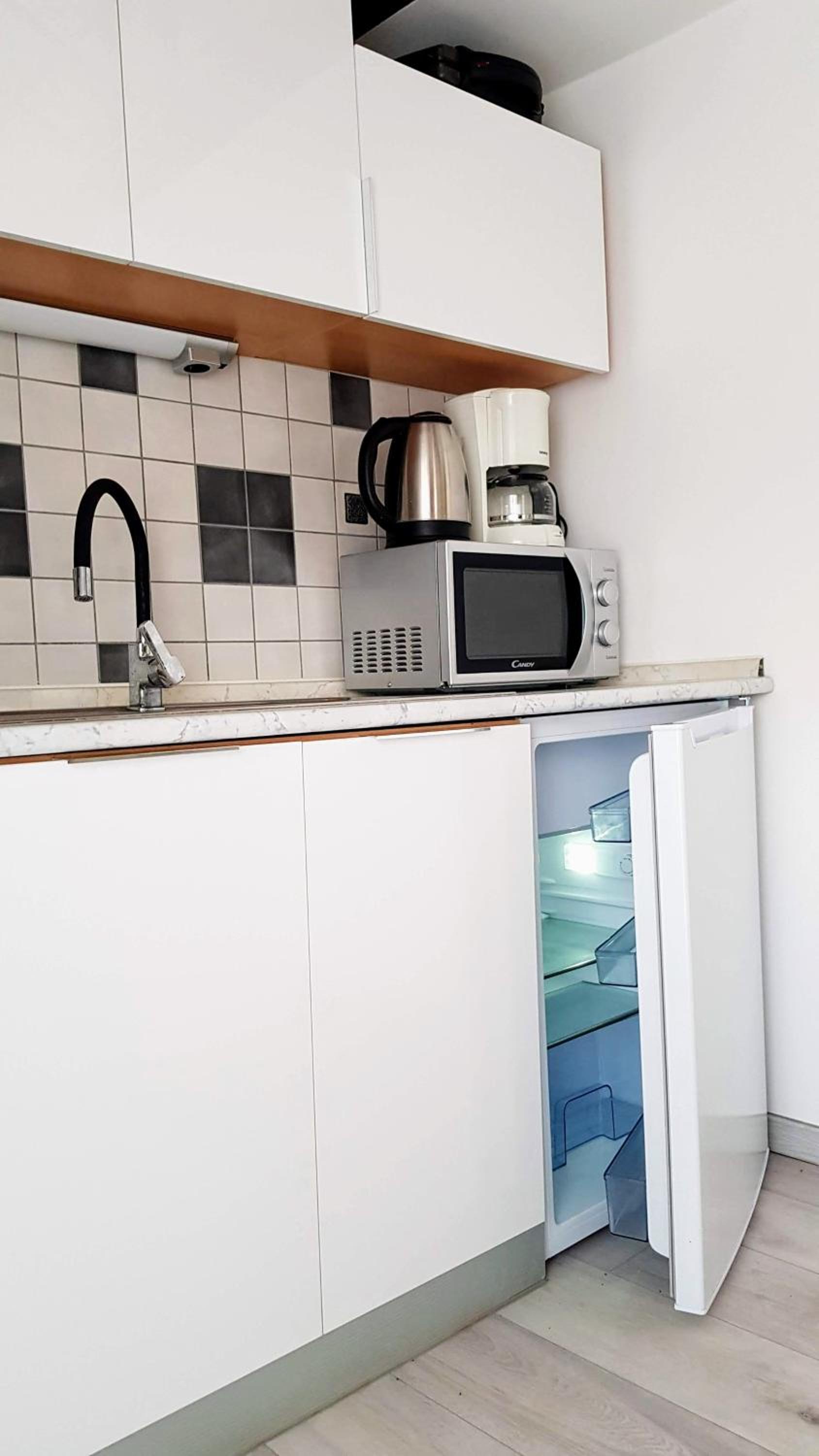 Studio Apartment - Photo 7