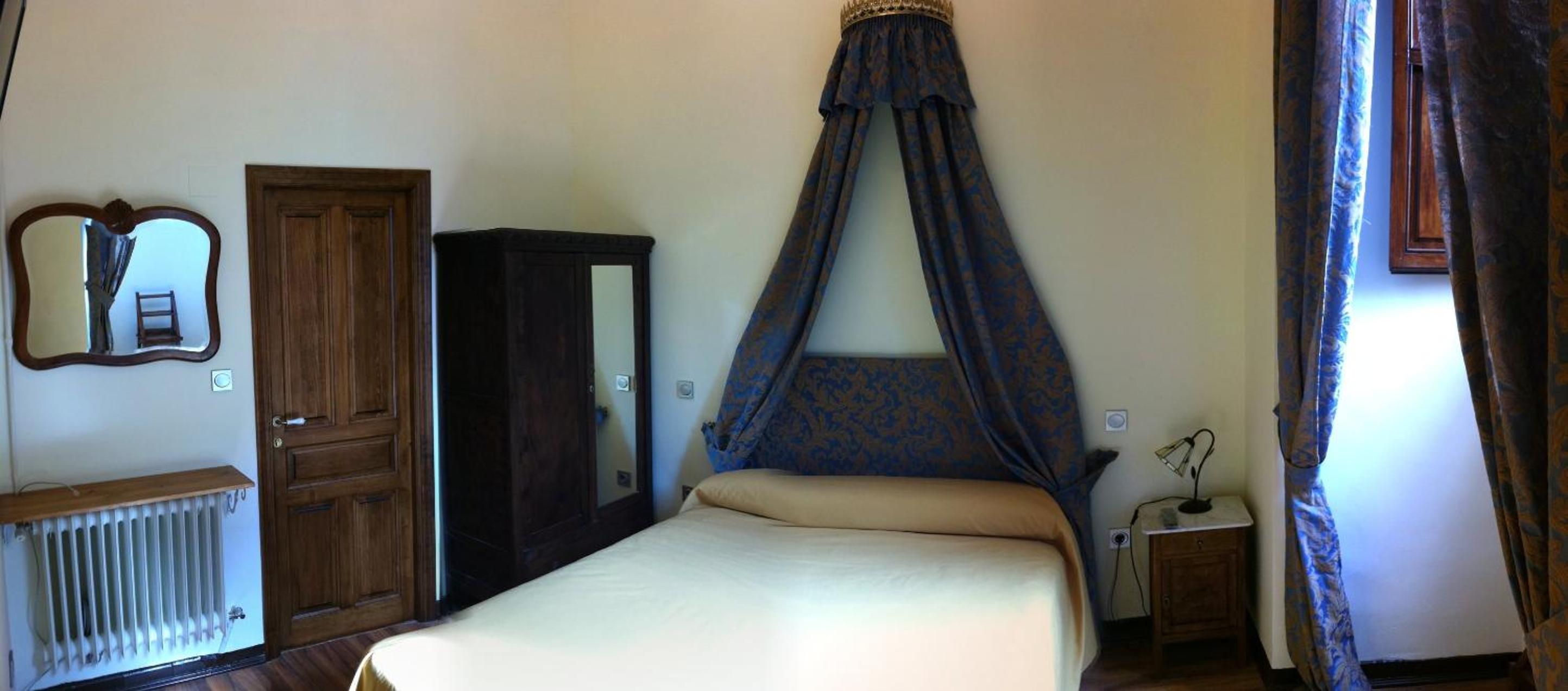 Habitación Doble con Bañera de Hidromasaje